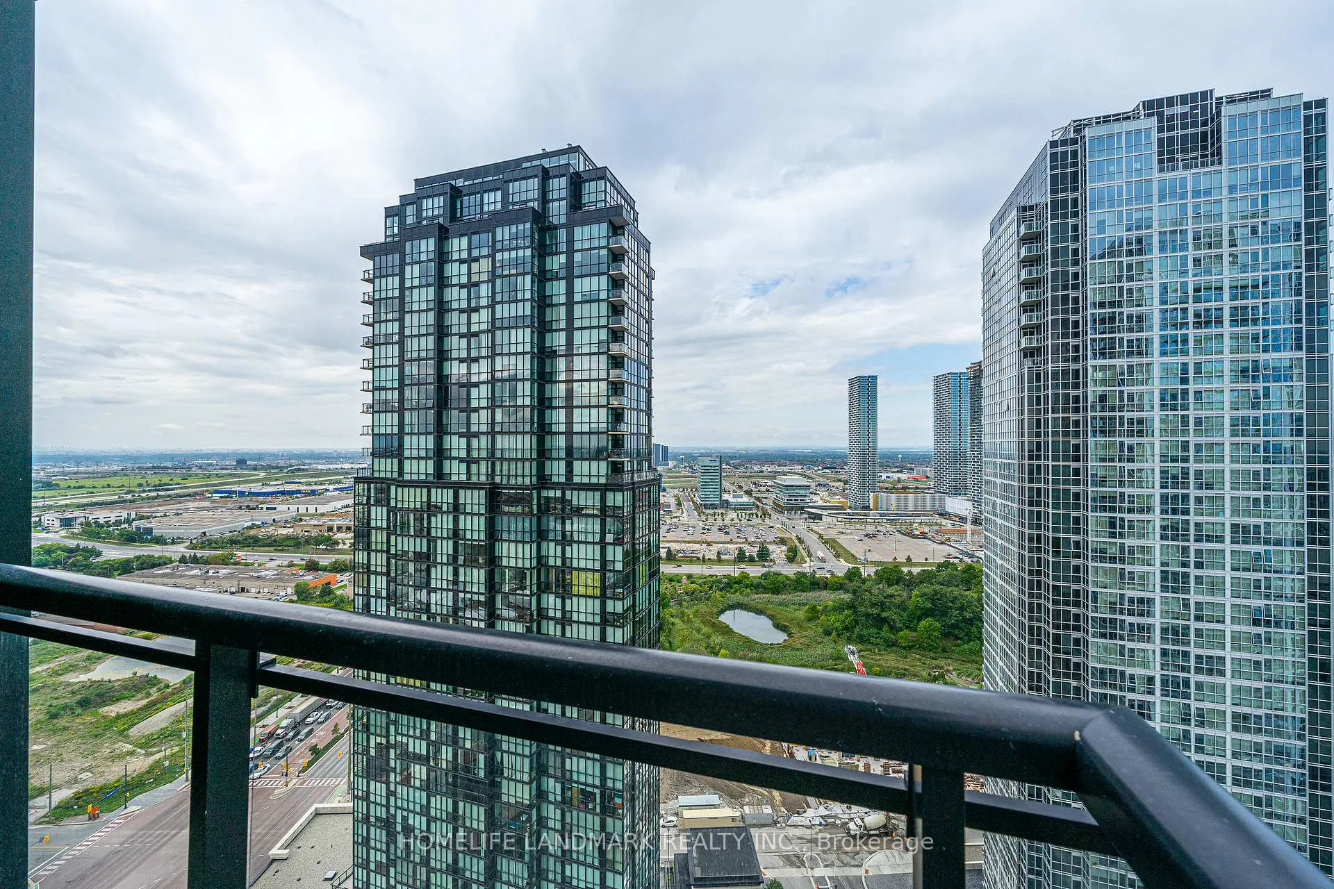 Photo 18 of Unit 2706, 2900 Highway 7, Vaughan, Concord — HOMEH