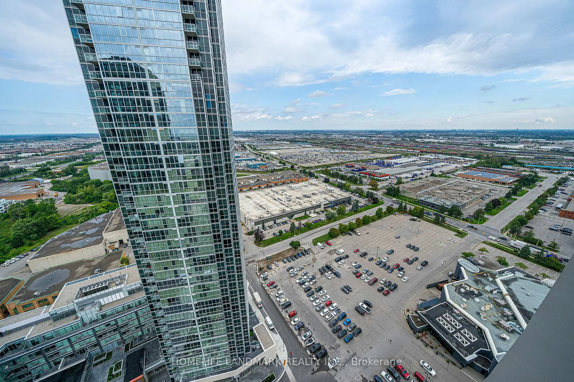 Photo 19 of Unit 2706, 2900 Highway 7, Vaughan, Concord — HOMEH