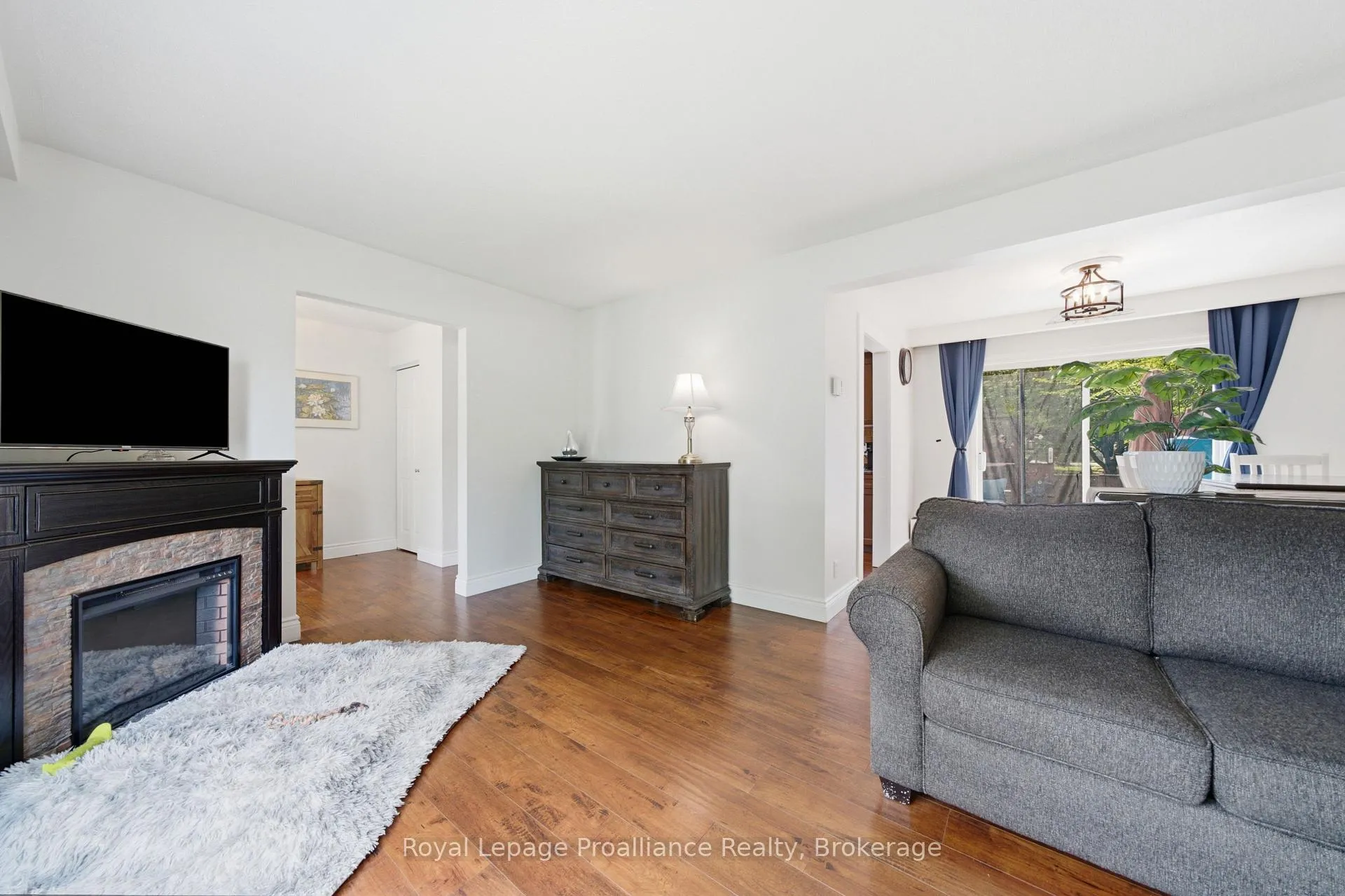 Photo 10 of 67 Barbara Street, Quinte West, Trenton Ward — HOMEH