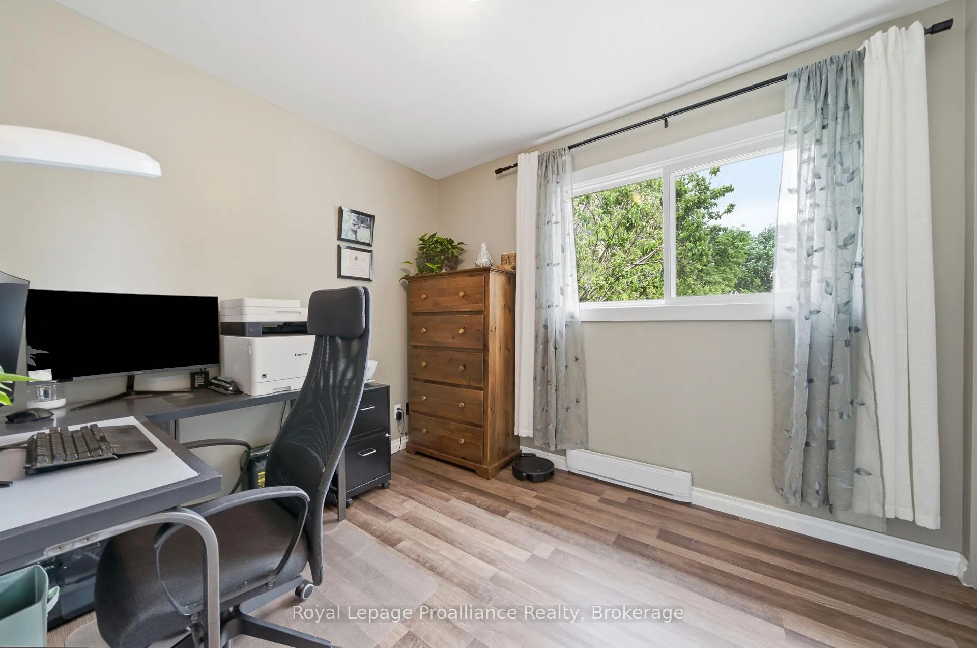 Photo 20 of 67 Barbara Street, Quinte West, Trenton Ward — HOMEH