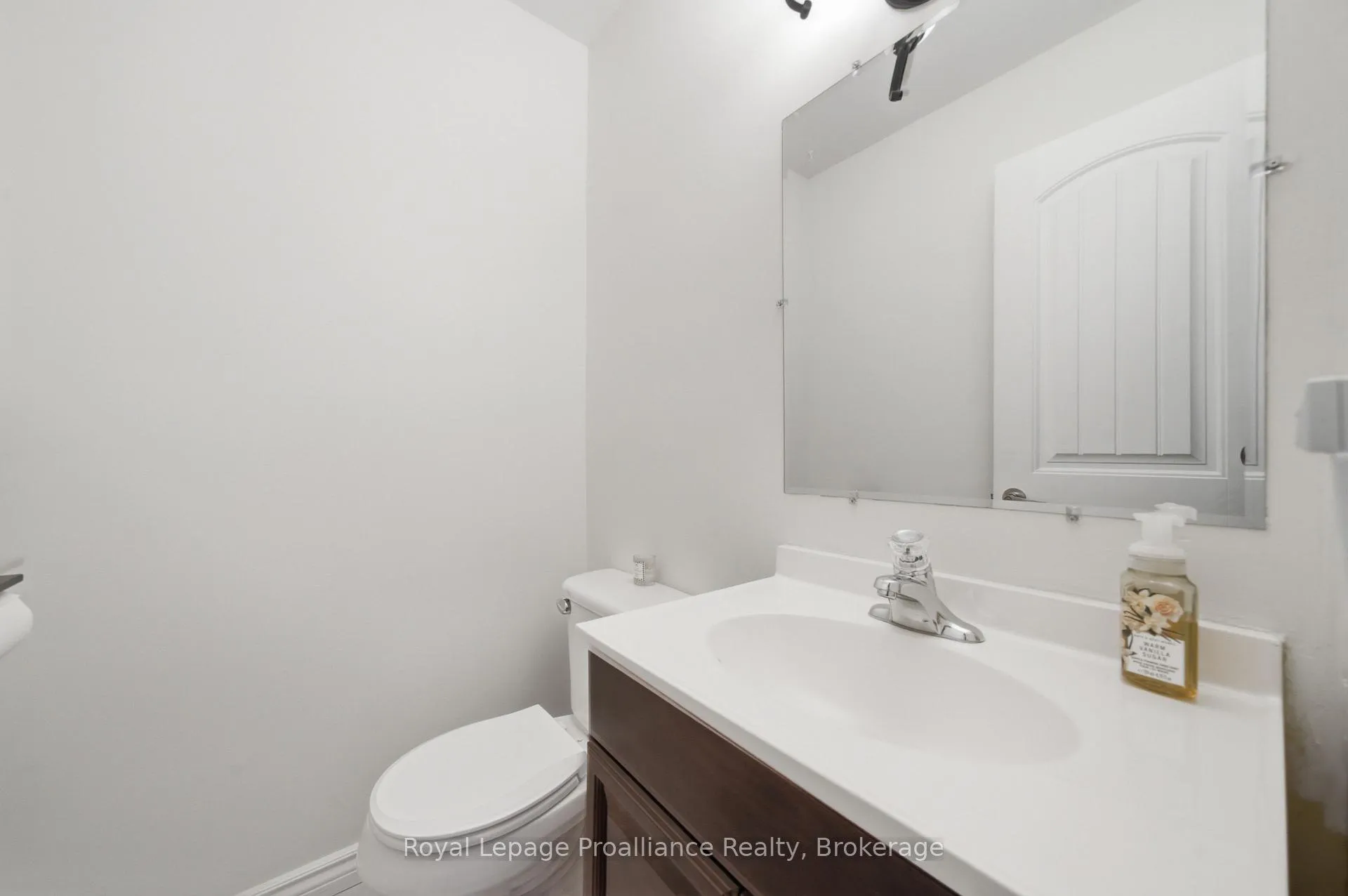Photo 28 of 67 Barbara Street, Quinte West, Trenton Ward — HOMEH
