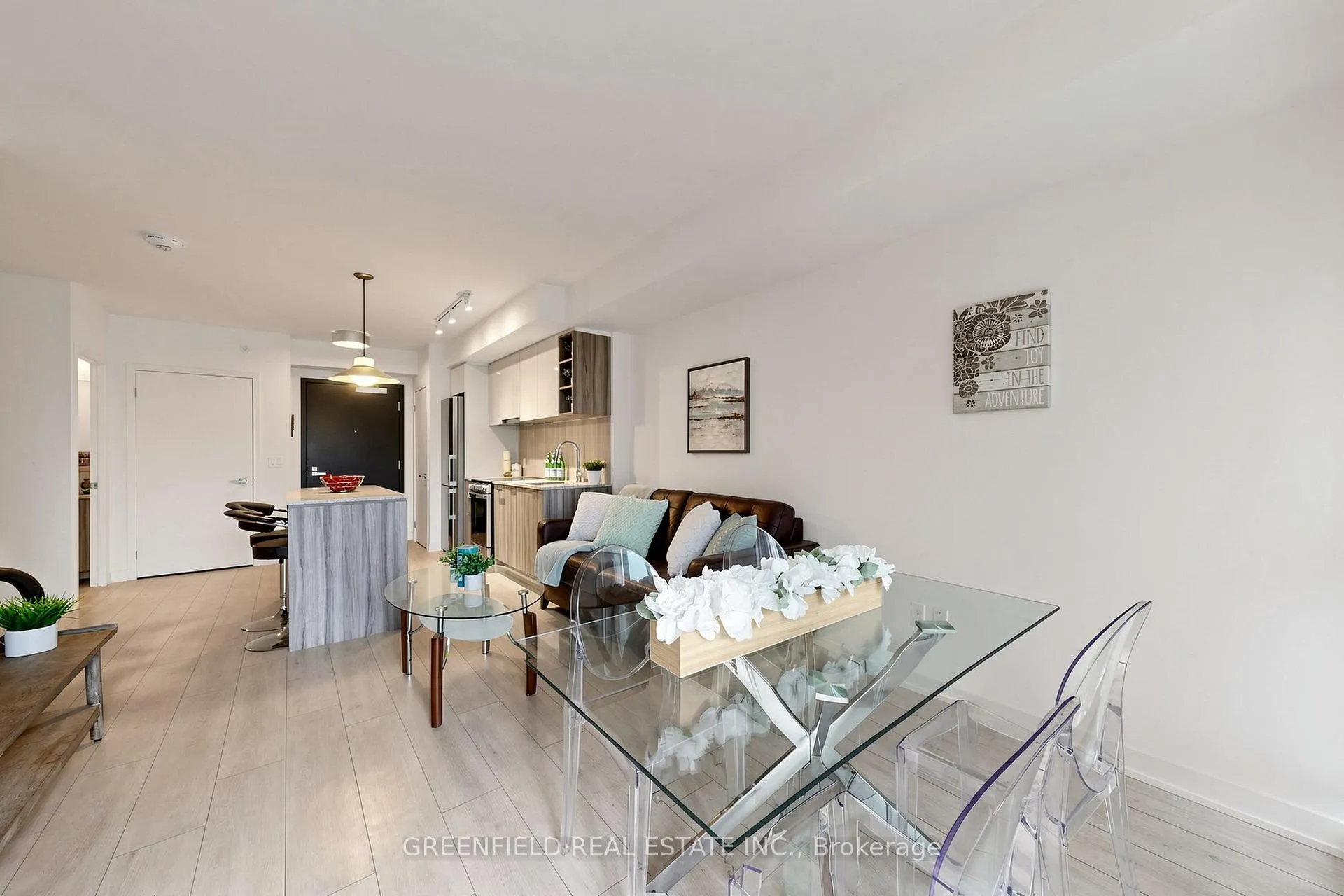 Photo 9 of Unit 333, 31 Tippett Road, North York, Clanton Park — HOMEH
