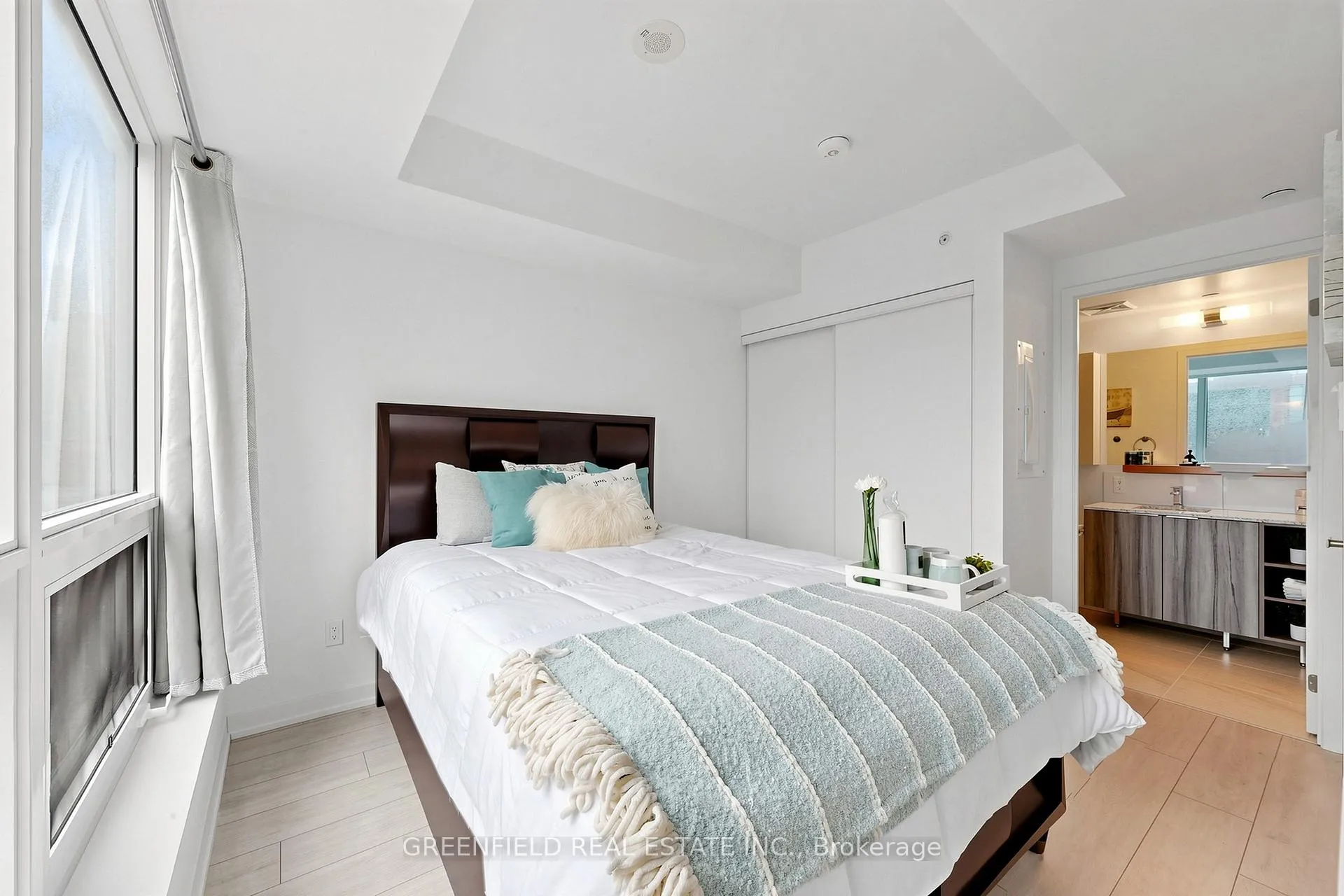 Photo 19 of Unit 333, 31 Tippett Road, North York, Clanton Park — HOMEH
