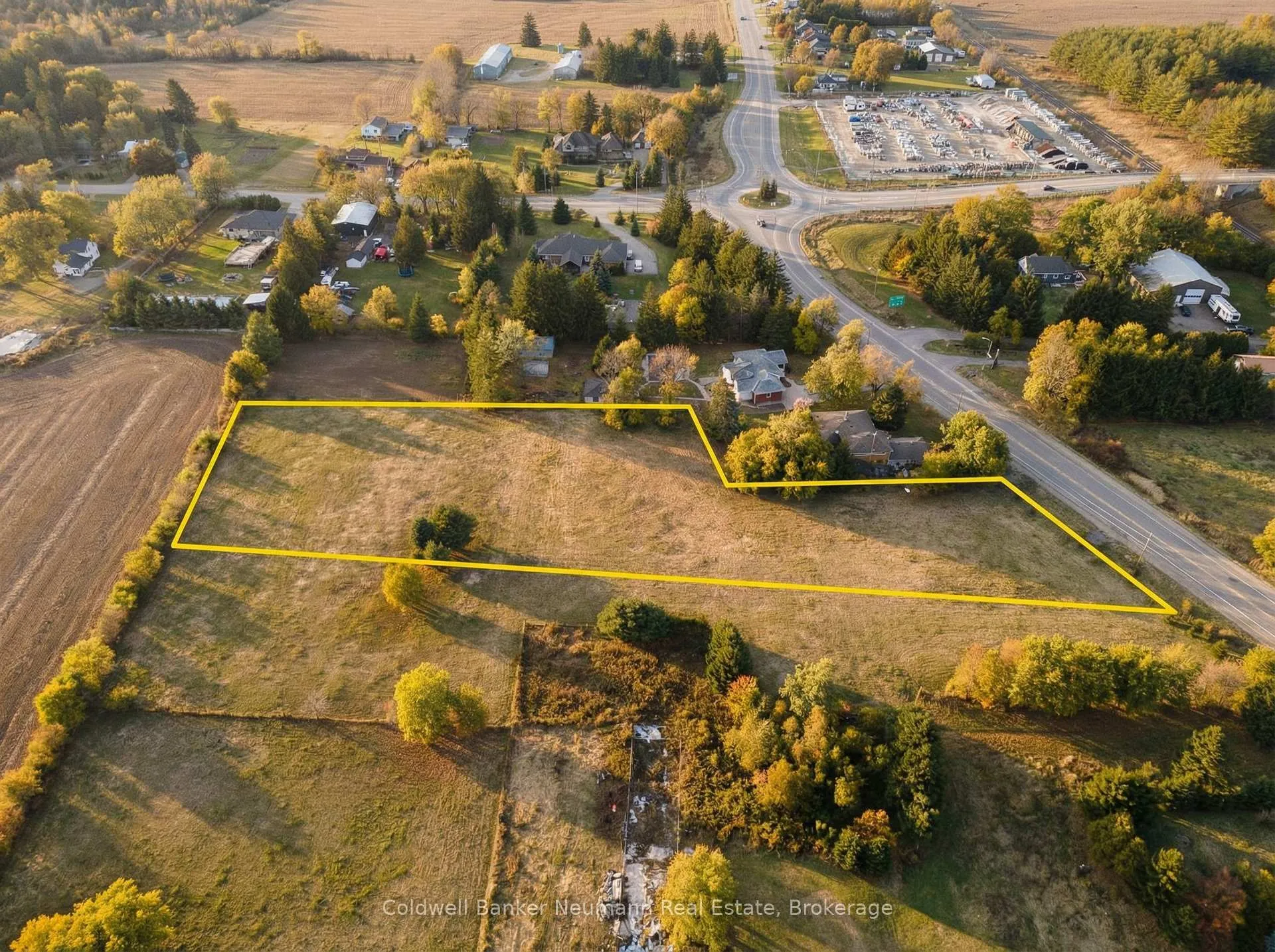 Photo 3 of 8011 7 Highway, Guelph/Eramosa, Rural Guelph/Eramosa East — HOMEH