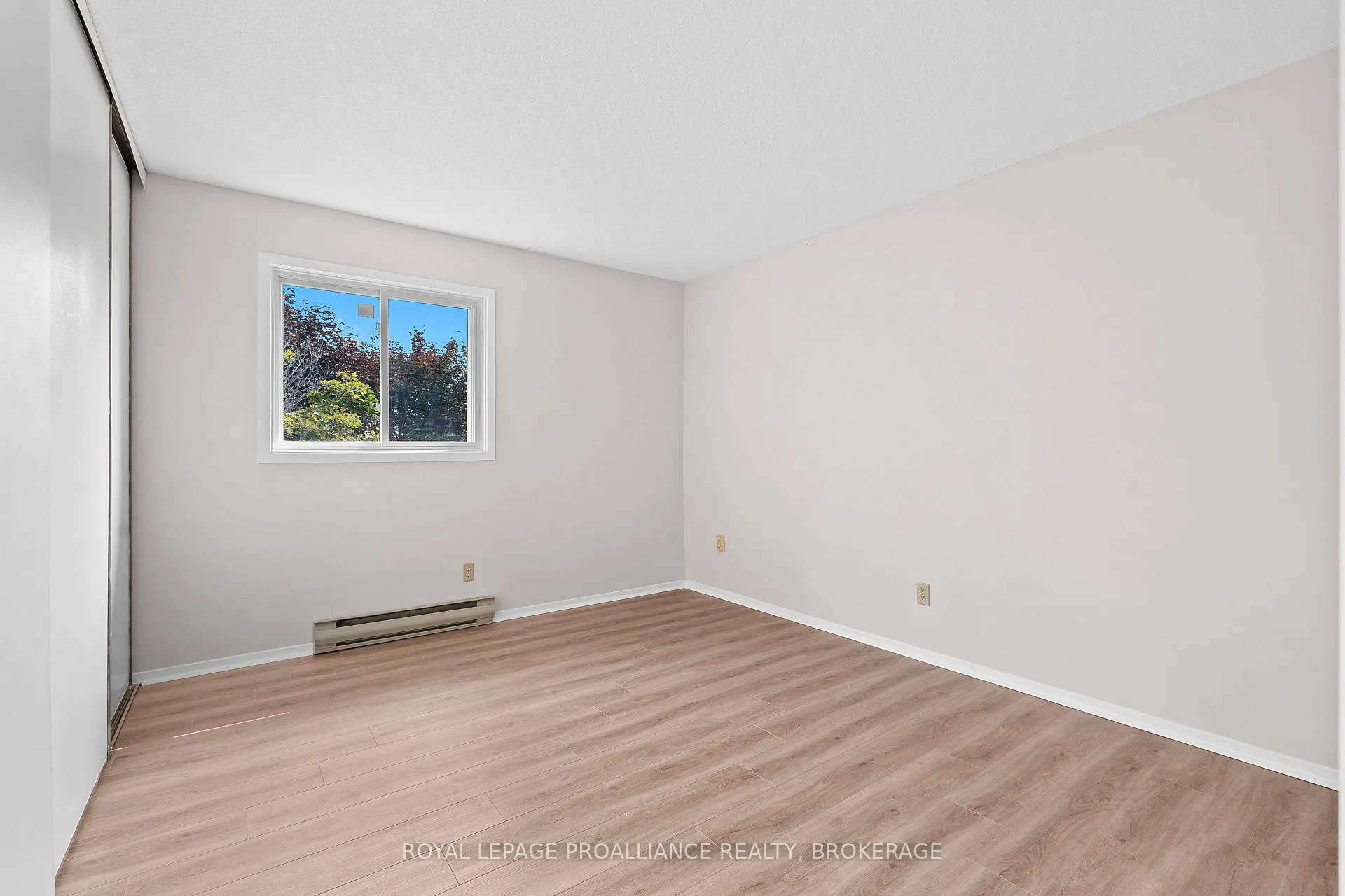 Photo 21 of Unit 302, 573 Armstrong Road, Kingston, East Gardiners Rd — HOMEH