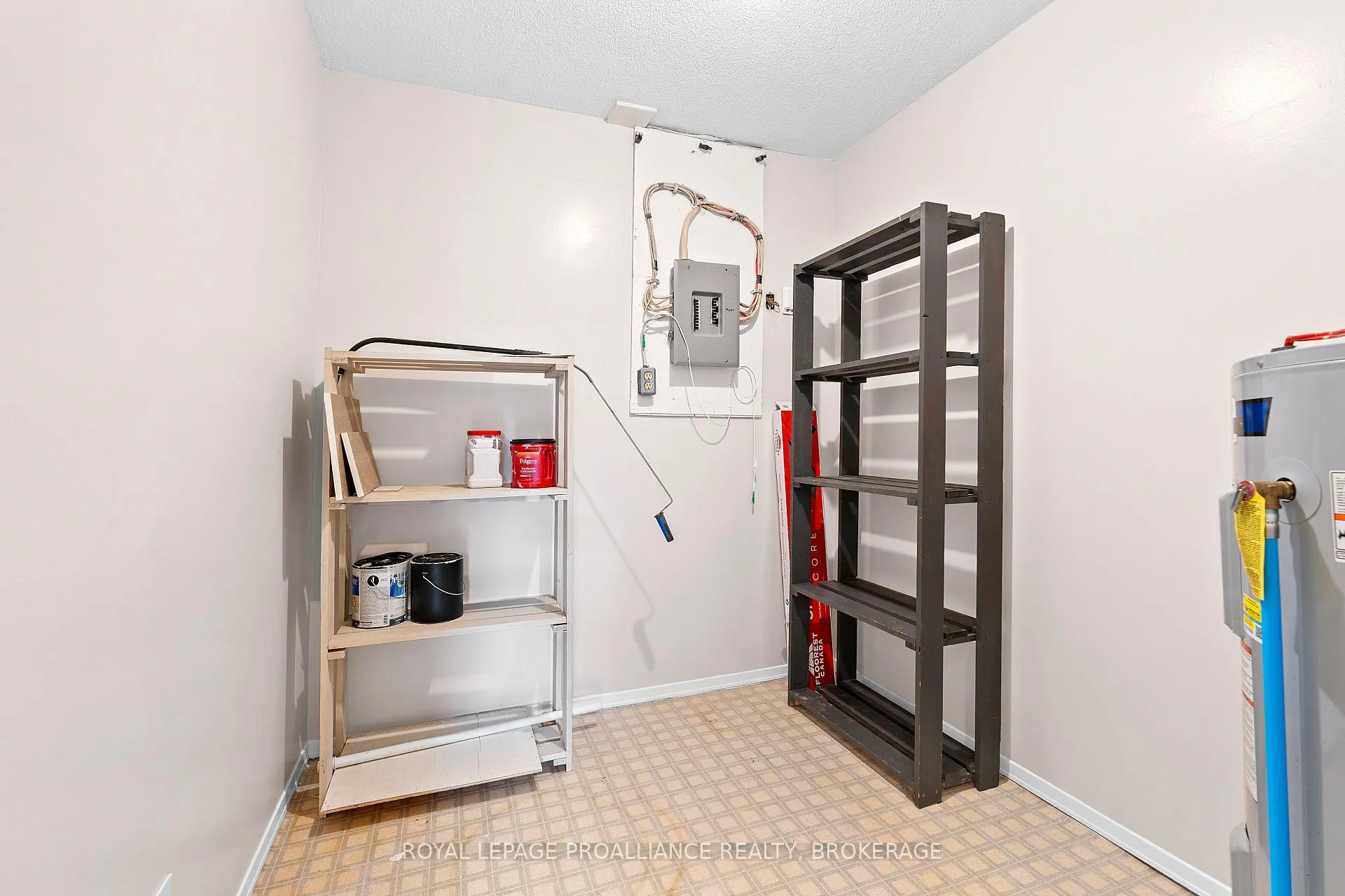 Photo 25 of Unit 302, 573 Armstrong Road, Kingston, East Gardiners Rd — HOMEH