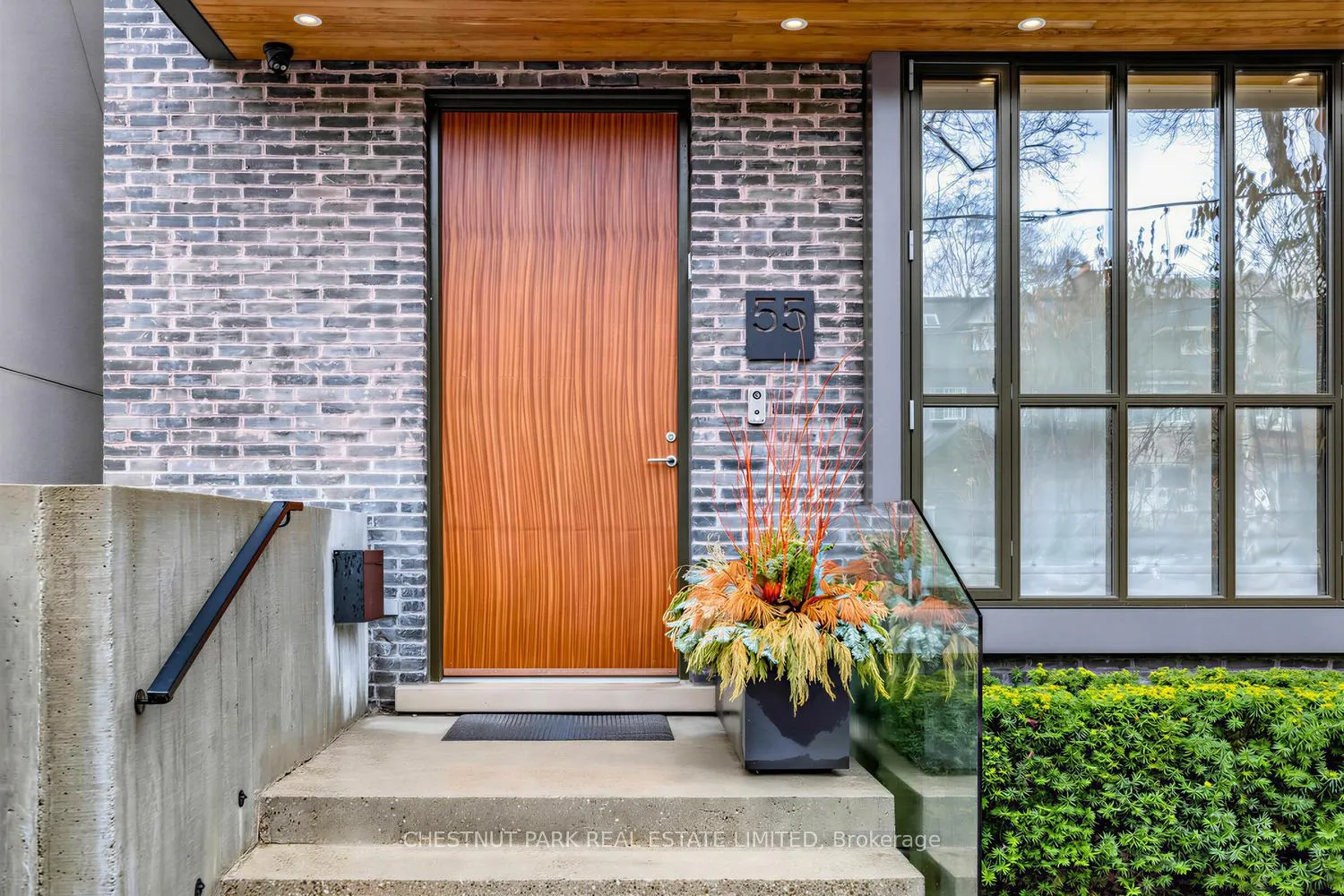 Photo 2 of 55 Farnham Avenue, Toronto, Yonge-St. Clair — HOMEH