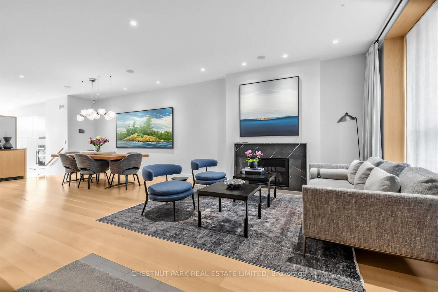 Photo 4 of 55 Farnham Avenue, Toronto, Yonge-St. Clair — HOMEH