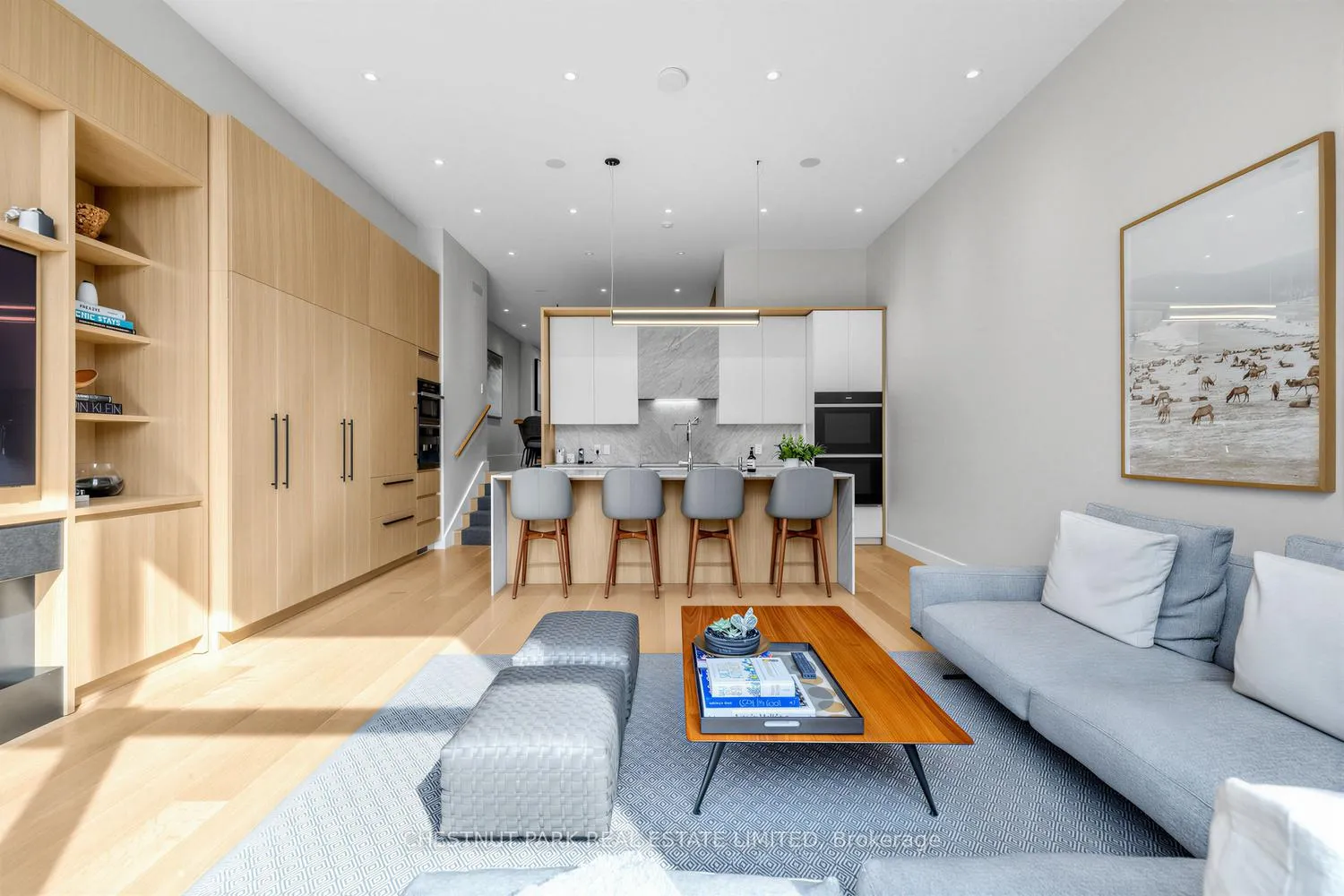 Photo 16 of 55 Farnham Avenue, Toronto, Yonge-St. Clair — HOMEH