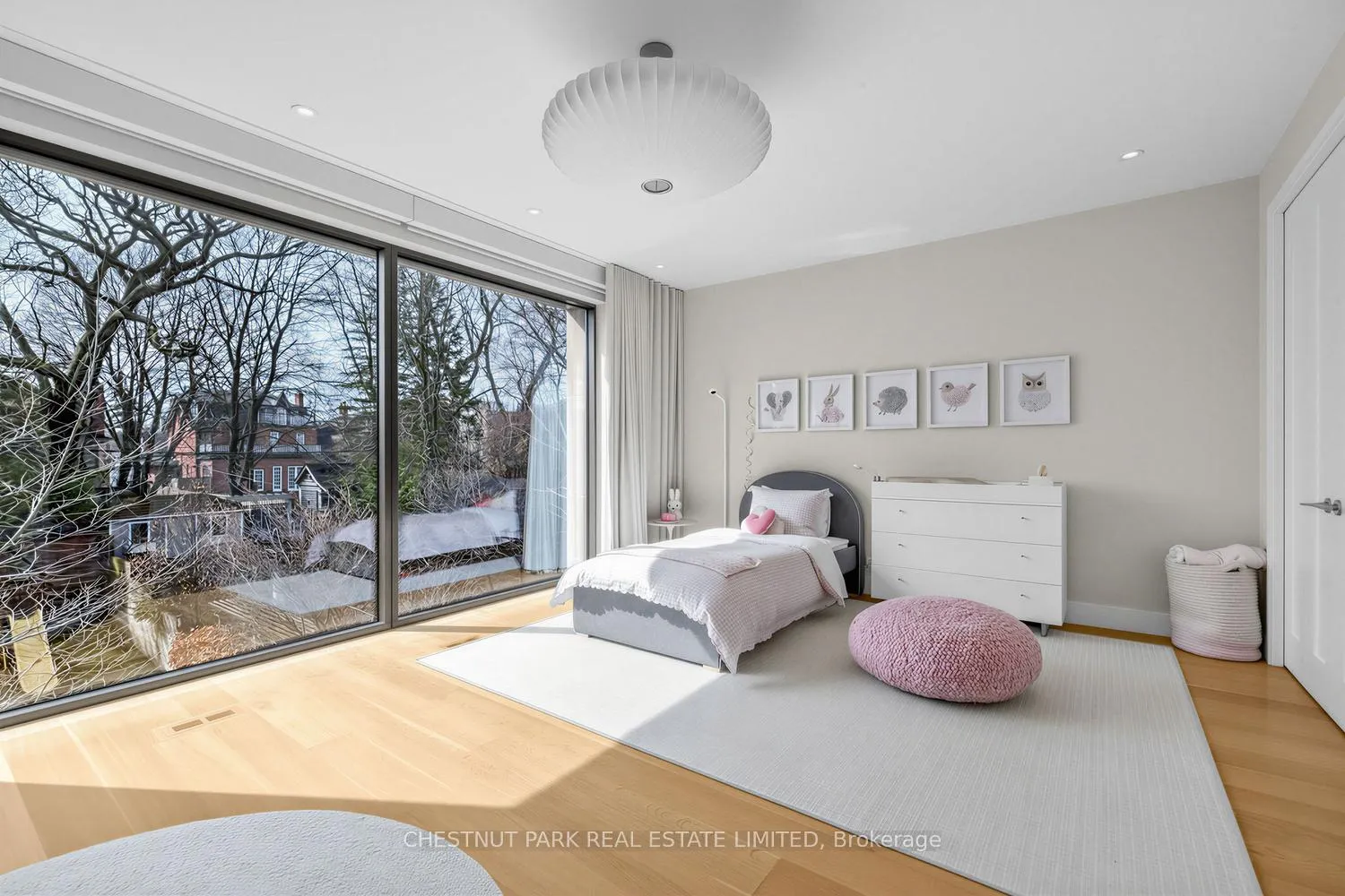 Photo 23 of 55 Farnham Avenue, Toronto, Yonge-St. Clair — HOMEH