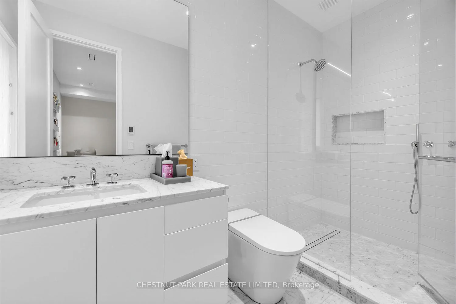 Photo 30 of 55 Farnham Avenue, Toronto, Yonge-St. Clair — HOMEH