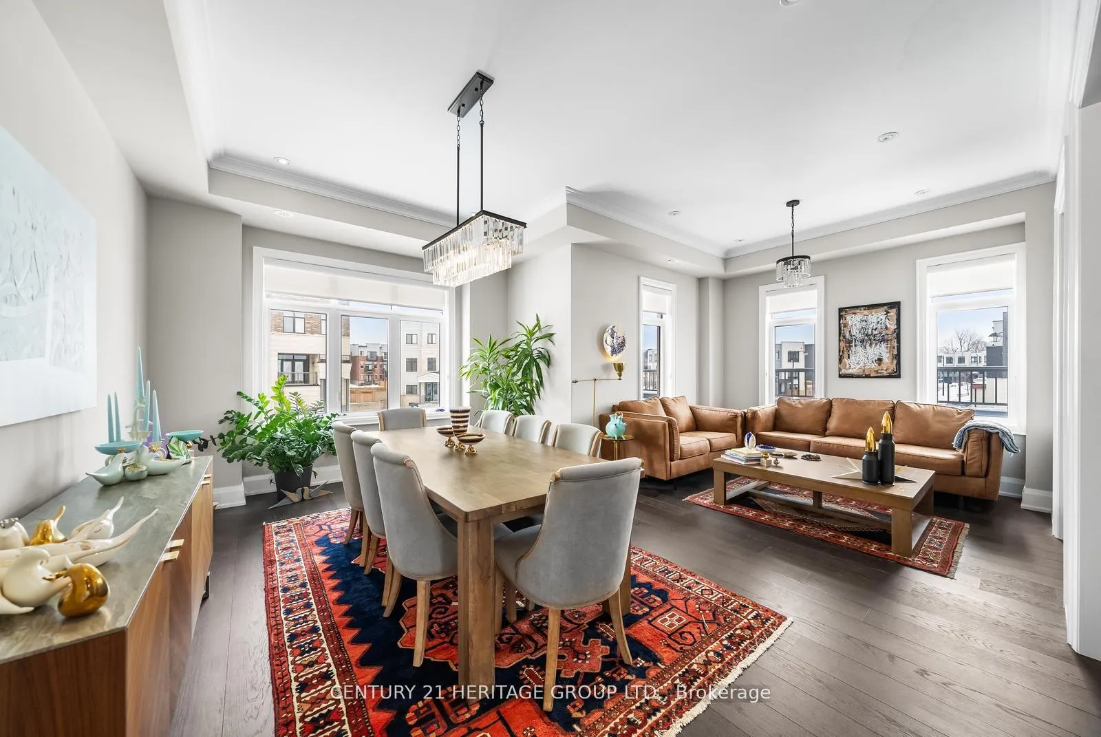 Photo 20 of 210 Arianna Crescent, Vaughan, Patterson — HOMEH