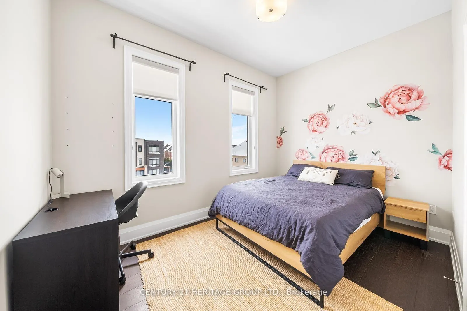 Photo 33 of 210 Arianna Crescent, Vaughan, Patterson — HOMEH