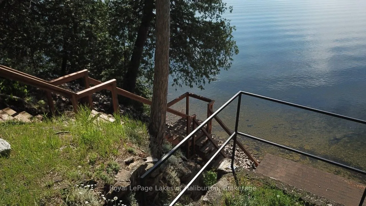Photo 3 of 83 Sunset Beach Road, Kawartha Lakes, Laxton/Digby/Longford — HOMEH
