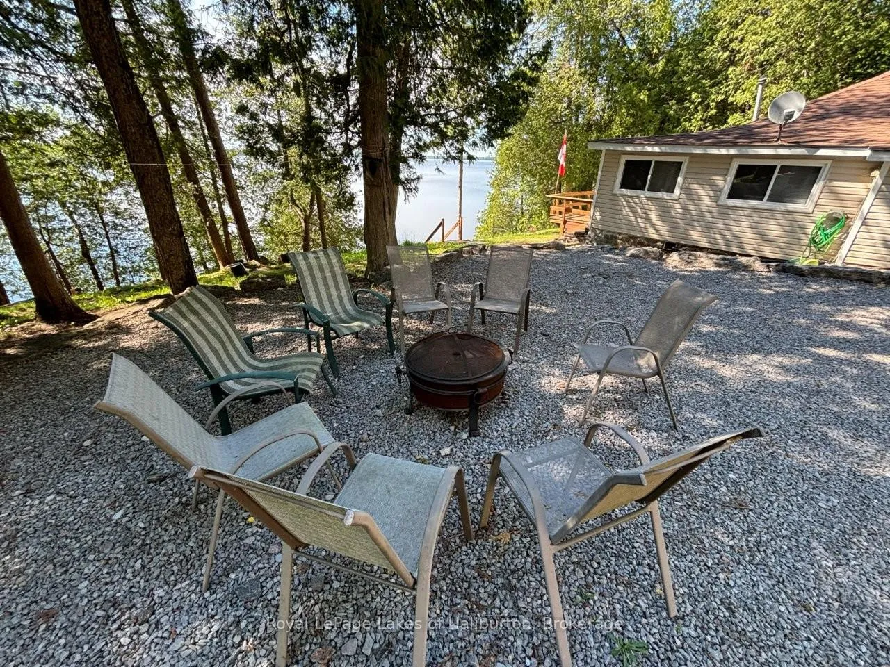 Photo 10 of 83 Sunset Beach Road, Kawartha Lakes, Laxton/Digby/Longford — HOMEH