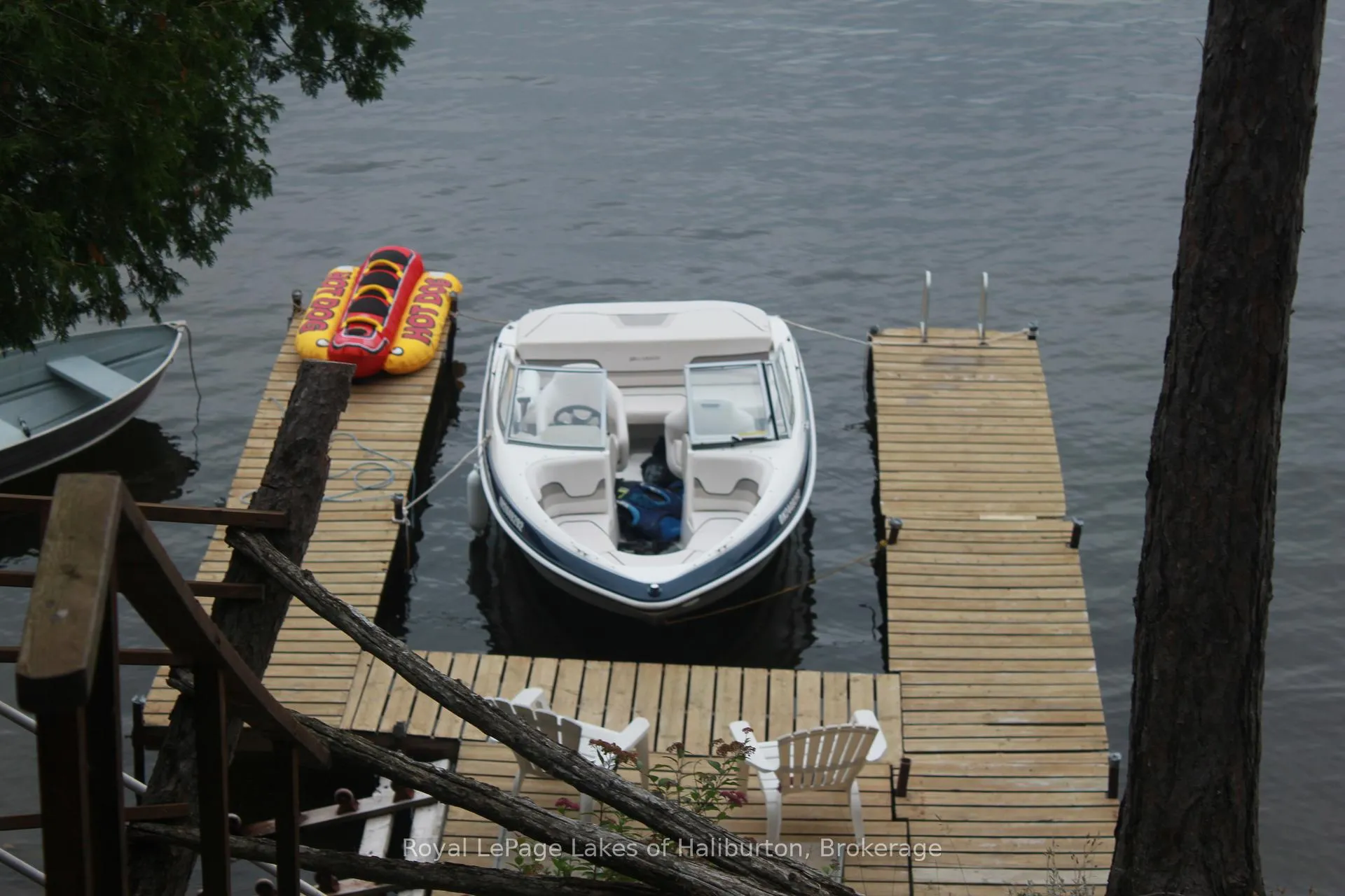 Photo 13 of 83 Sunset Beach Road, Kawartha Lakes, Laxton/Digby/Longford — HOMEH