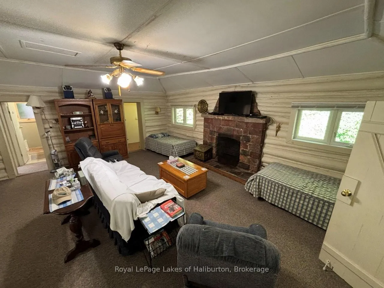 Photo 18 of 83 Sunset Beach Road, Kawartha Lakes, Laxton/Digby/Longford — HOMEH