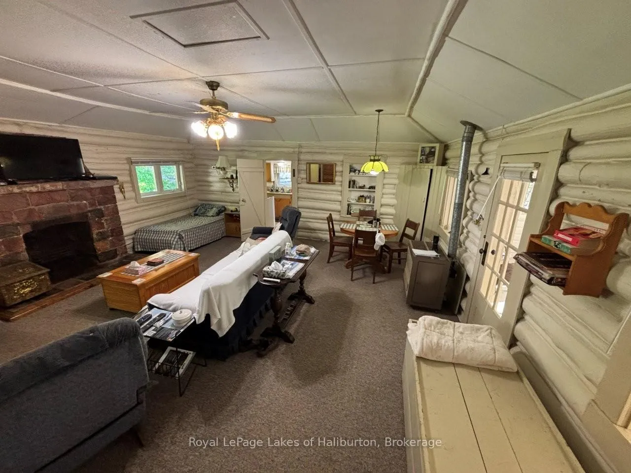 Photo 20 of 83 Sunset Beach Road, Kawartha Lakes, Laxton/Digby/Longford — HOMEH