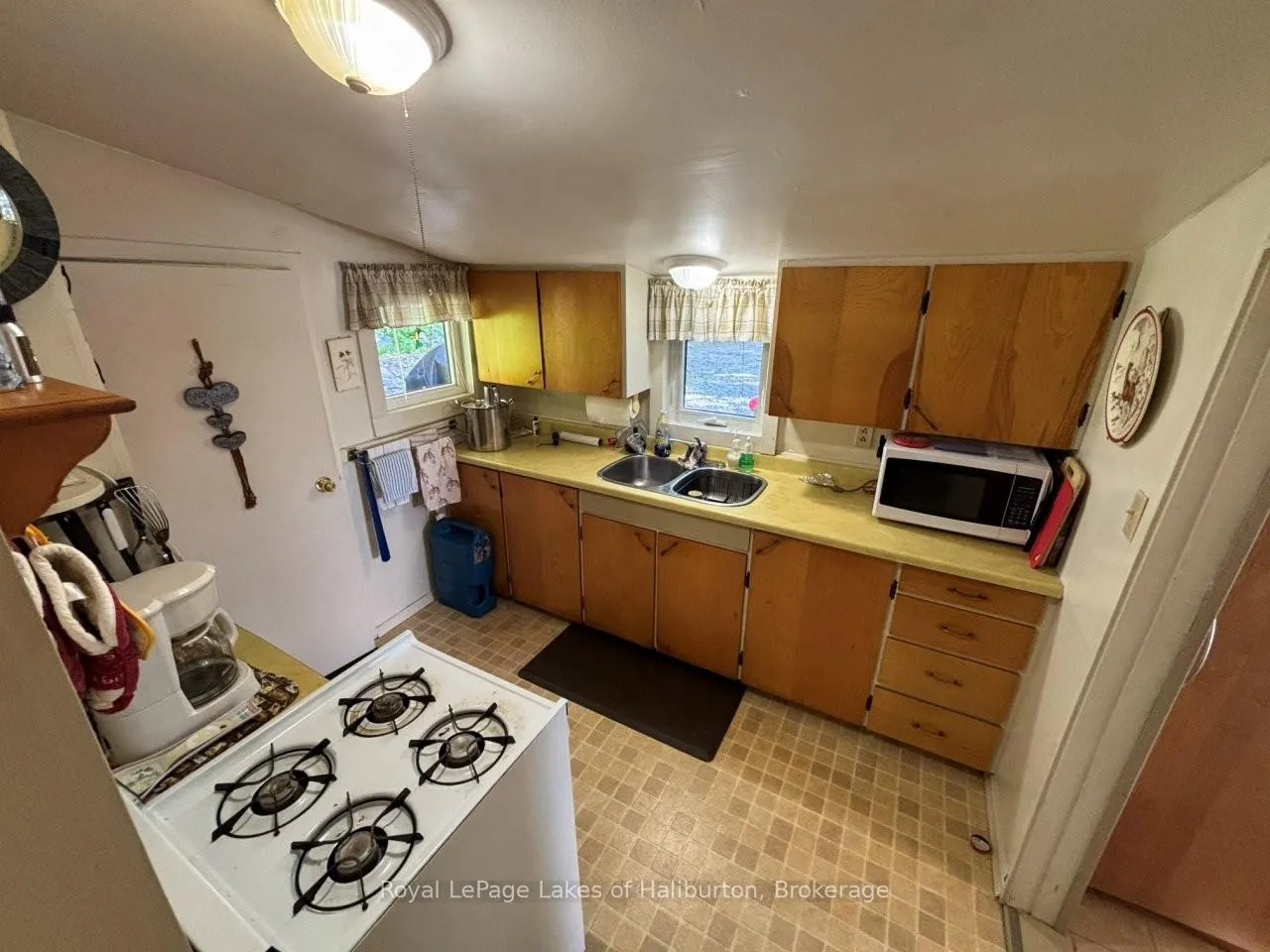 Photo 22 of 83 Sunset Beach Road, Kawartha Lakes, Laxton/Digby/Longford — HOMEH