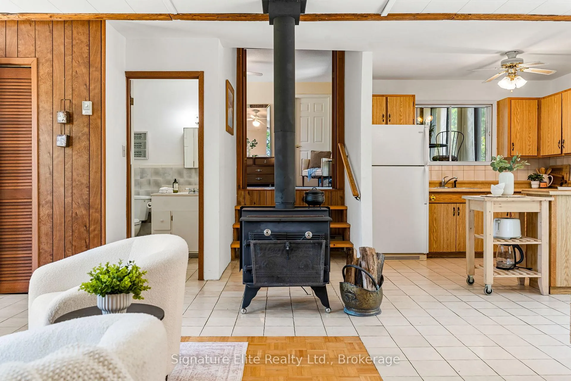 Photo 32 of 20 Camelot Place, Kawartha Lakes, Bexley — HOMEH