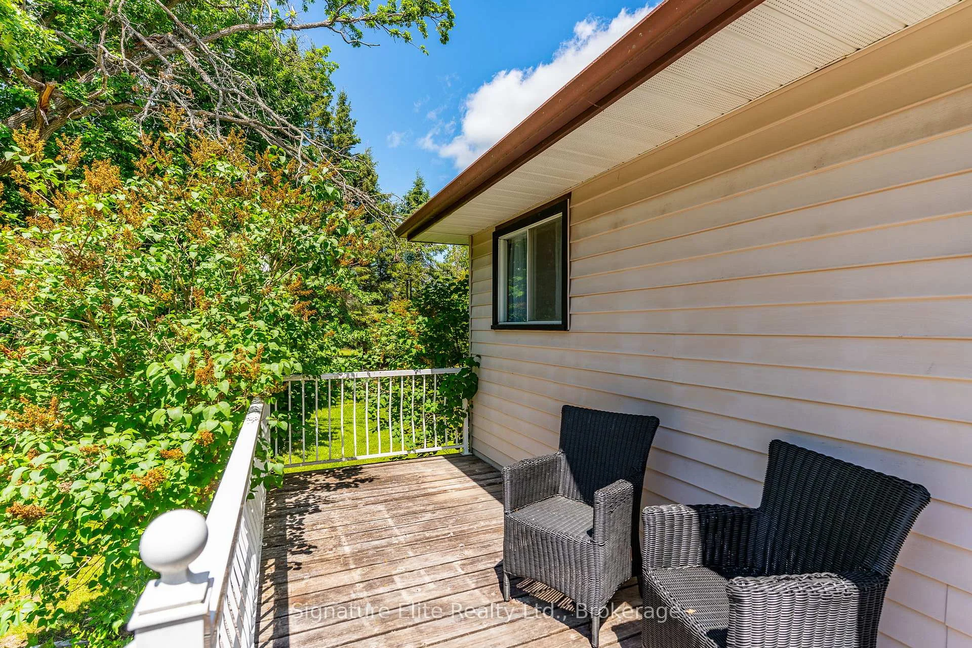 Photo 10 of 20 Camelot Place, Kawartha Lakes, Bexley — HOMEH