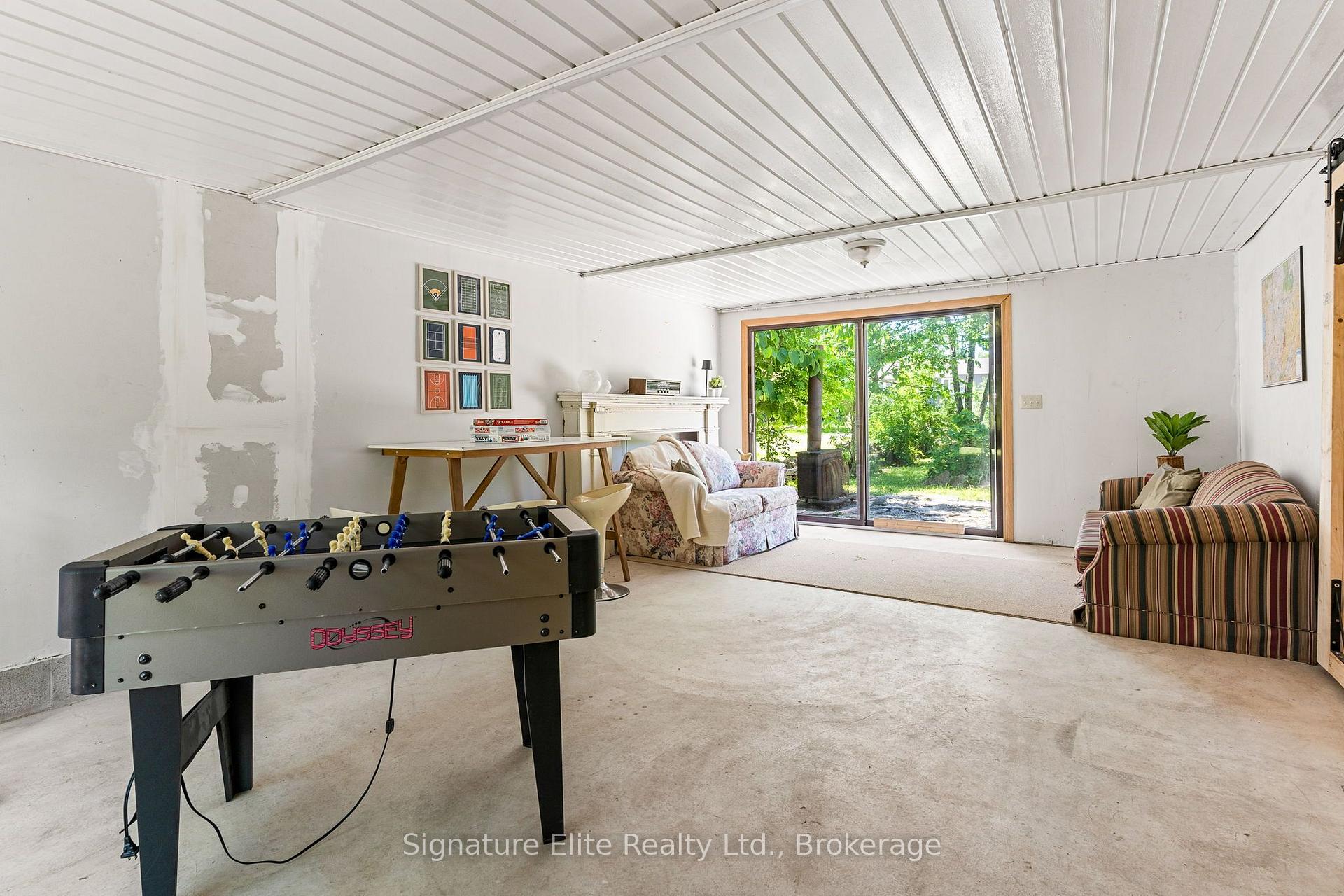Photo 33 of 20 Camelot Place, Kawartha Lakes, Bexley — HOMEH