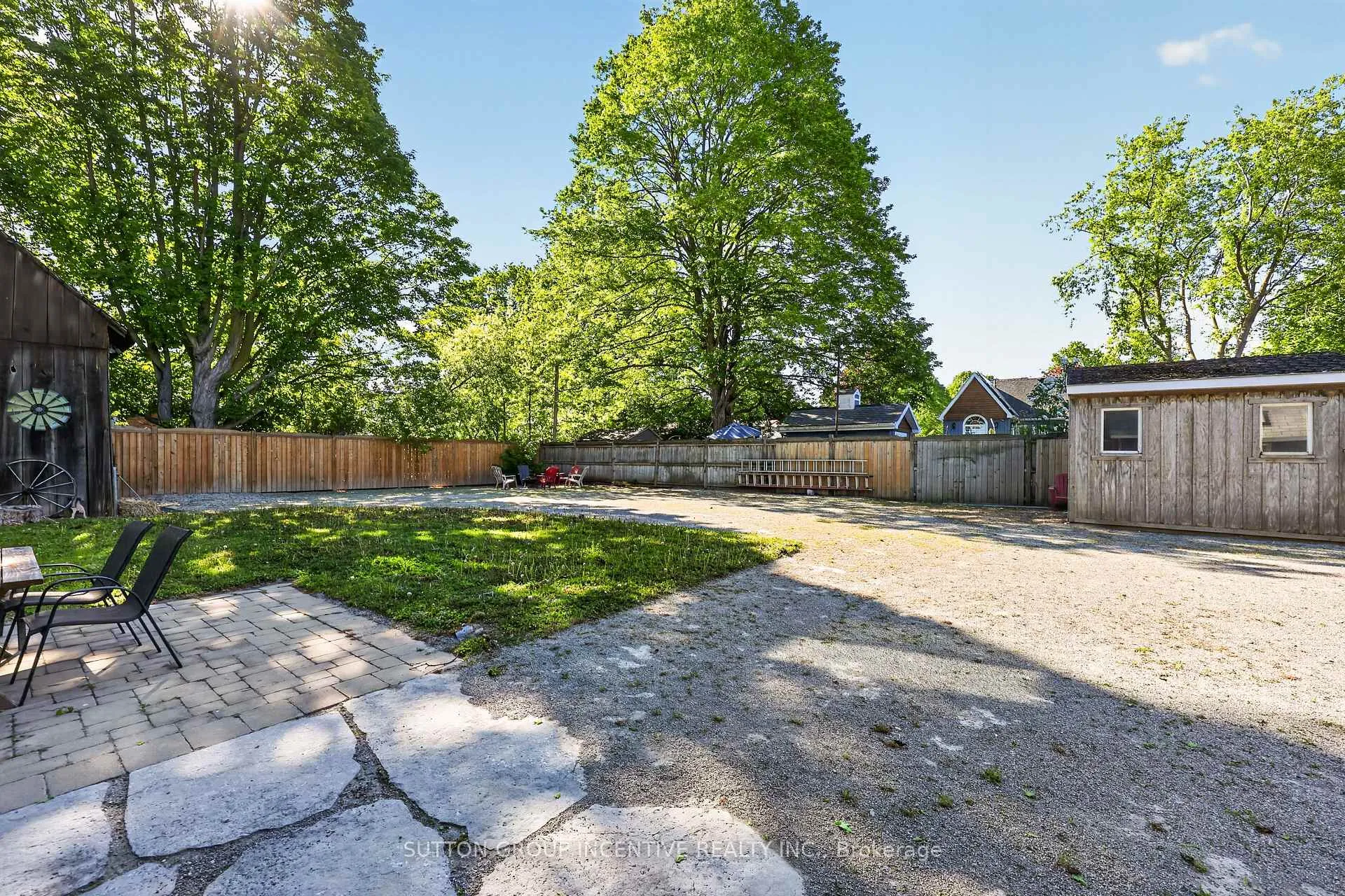 Photo 6 of 48 Alfred Street, Barrie, City Centre — HOMEH
