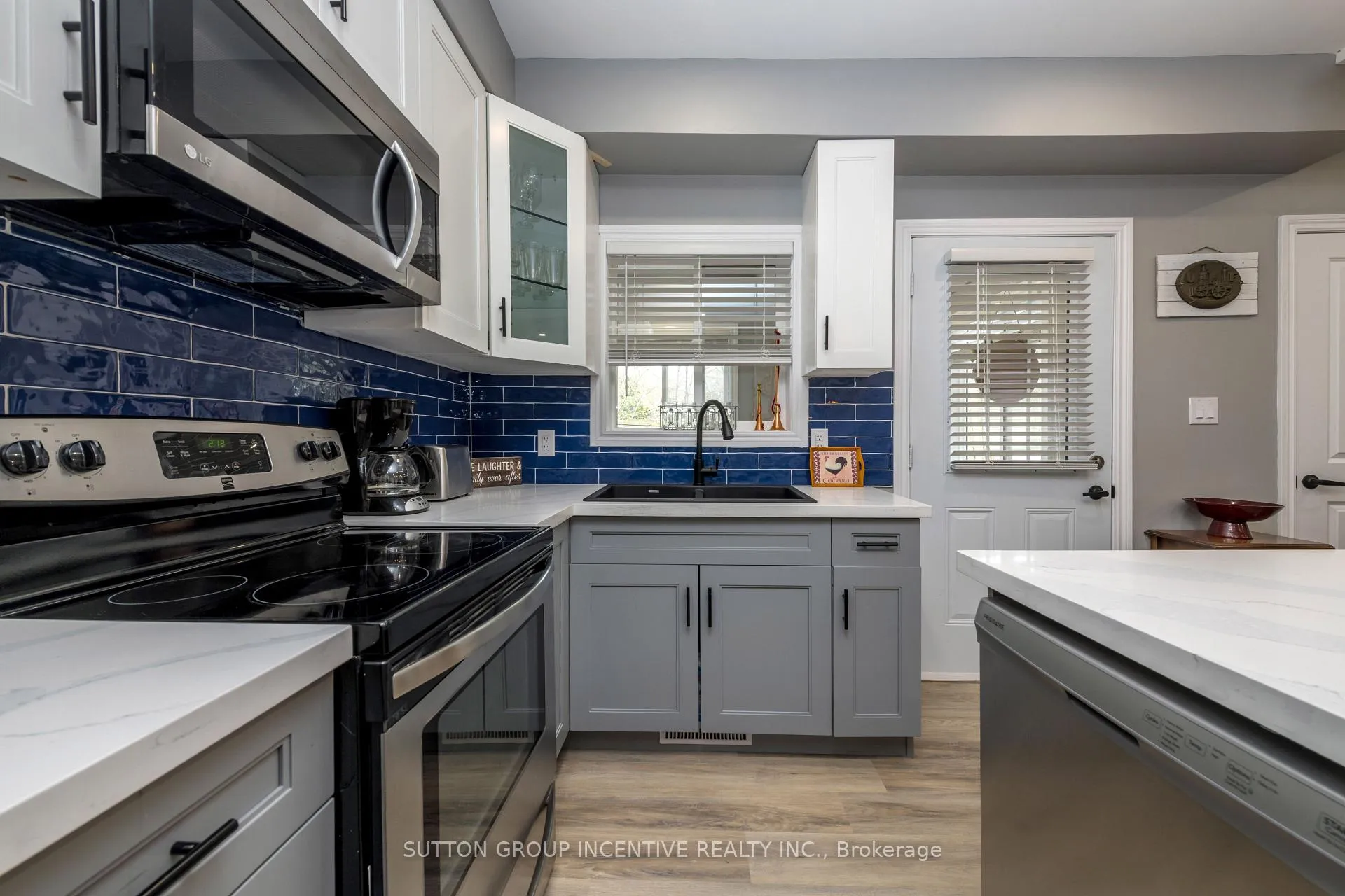 Photo 20 of 48 Alfred Street, Barrie, City Centre — HOMEH