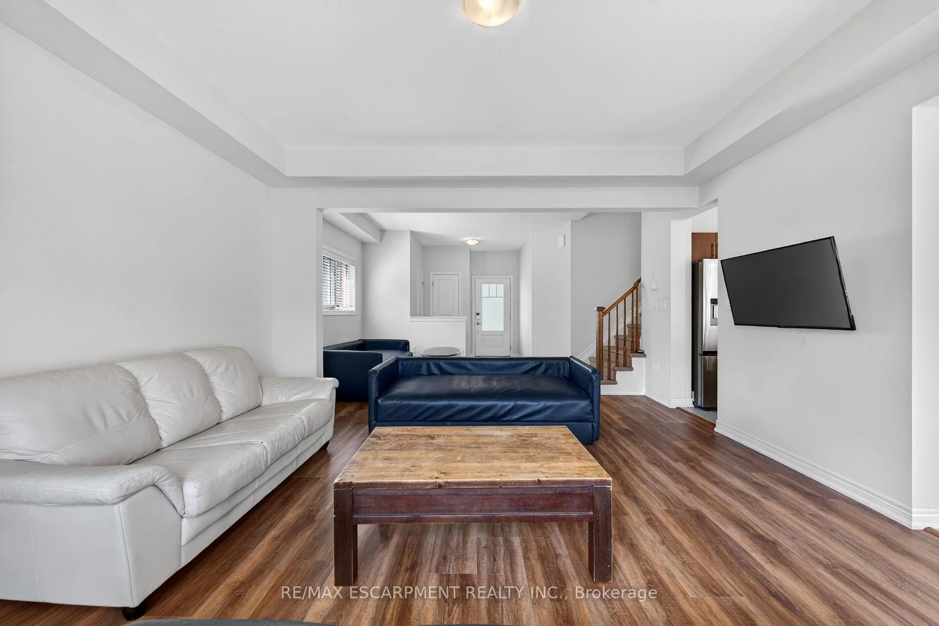 Photo 11 of 9 Winterberry Boulevard, Thorold, Confederation Heights — HOMEH