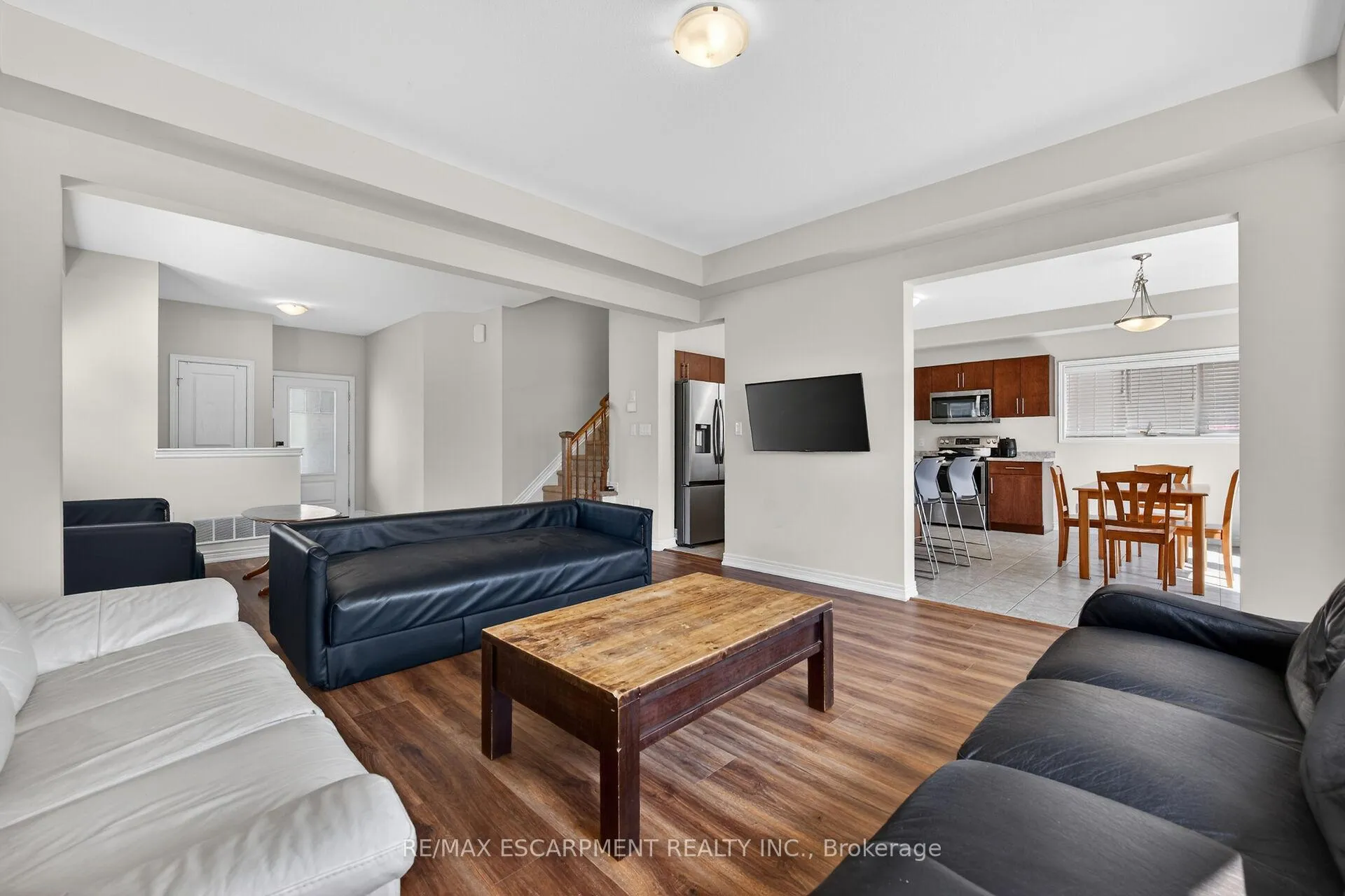 Photo 12 of 9 Winterberry Boulevard, Thorold, Confederation Heights — HOMEH