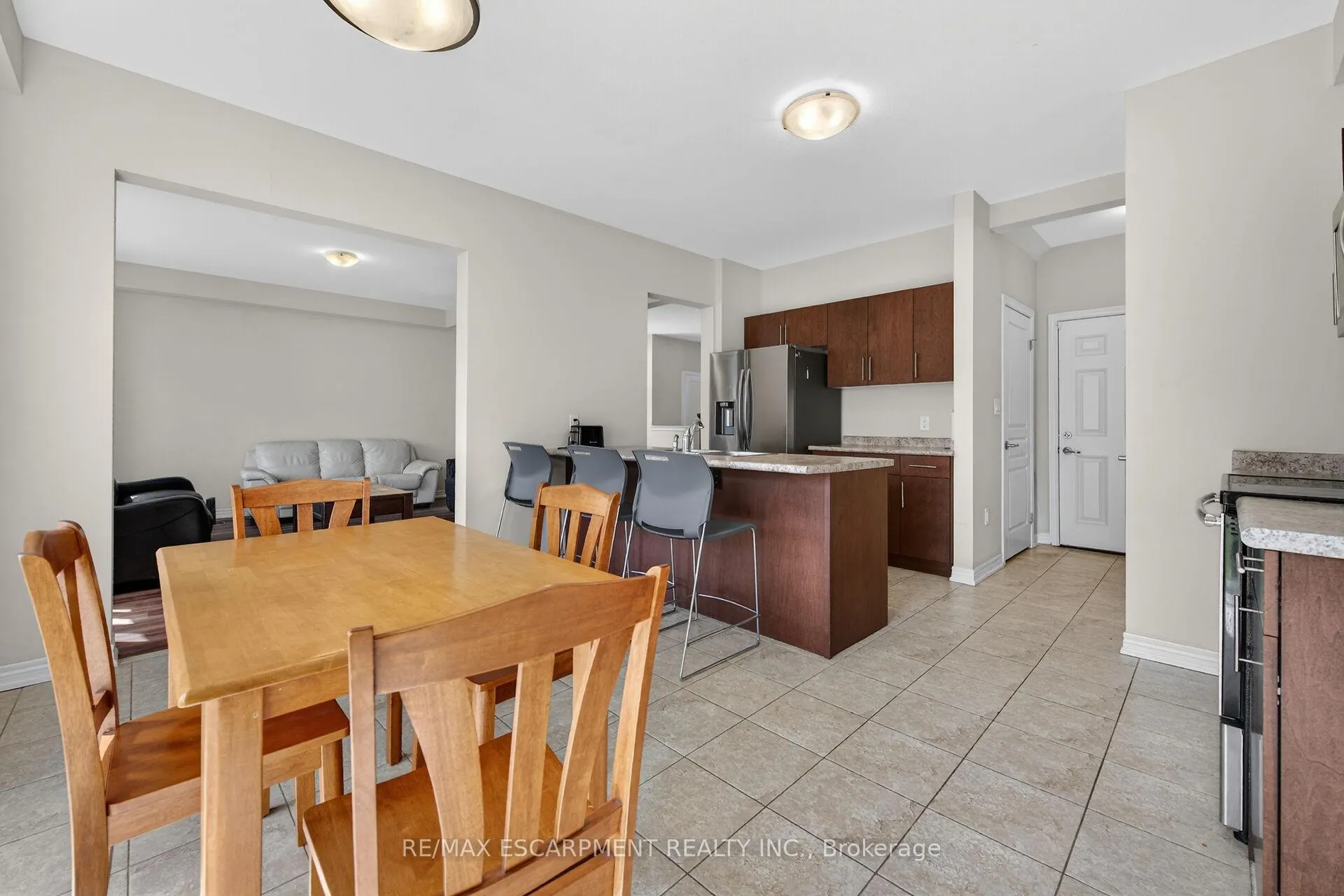 Photo 17 of 9 Winterberry Boulevard, Thorold, Confederation Heights — HOMEH