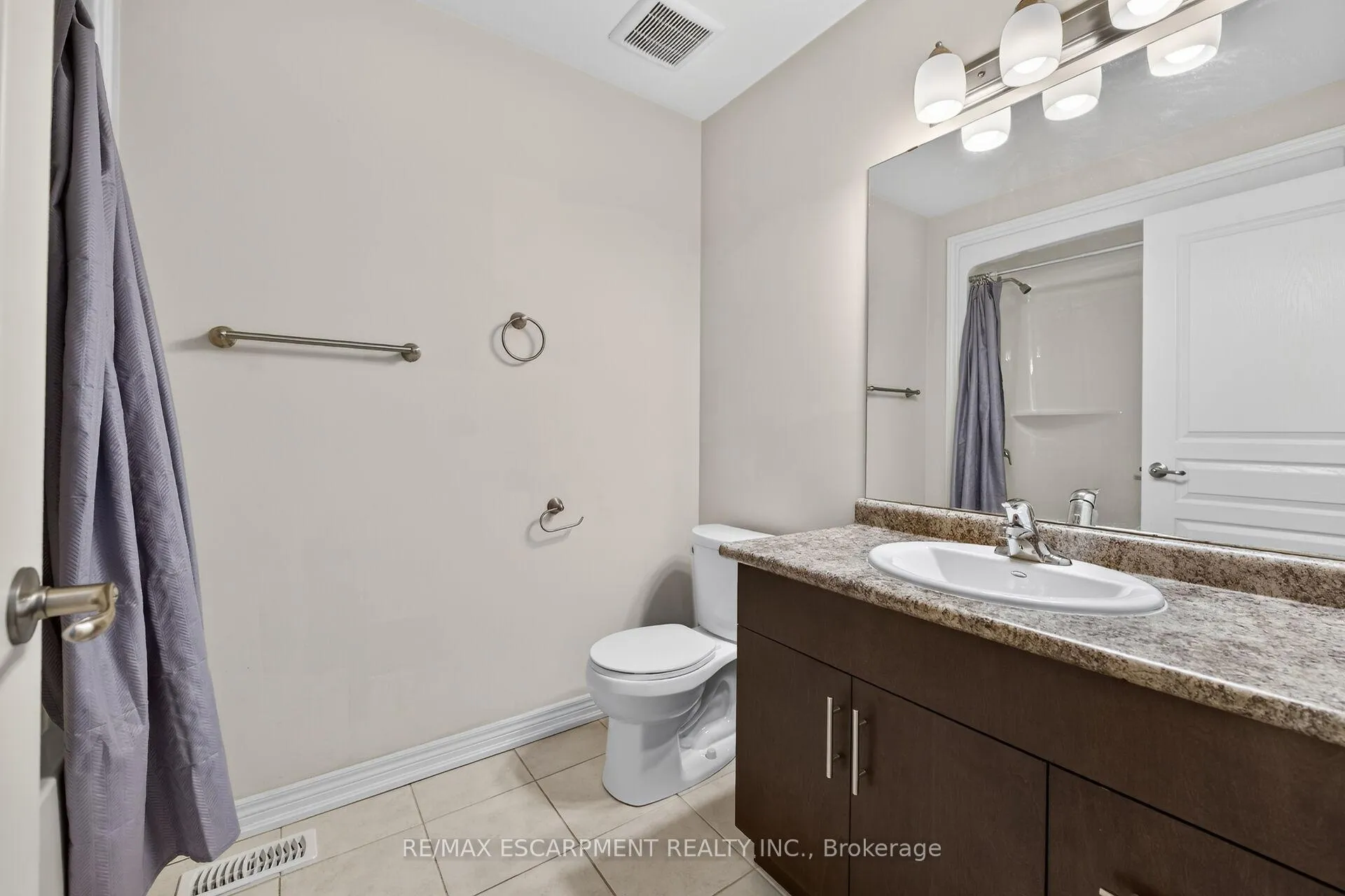 Photo 28 of 9 Winterberry Boulevard, Thorold, Confederation Heights — HOMEH
