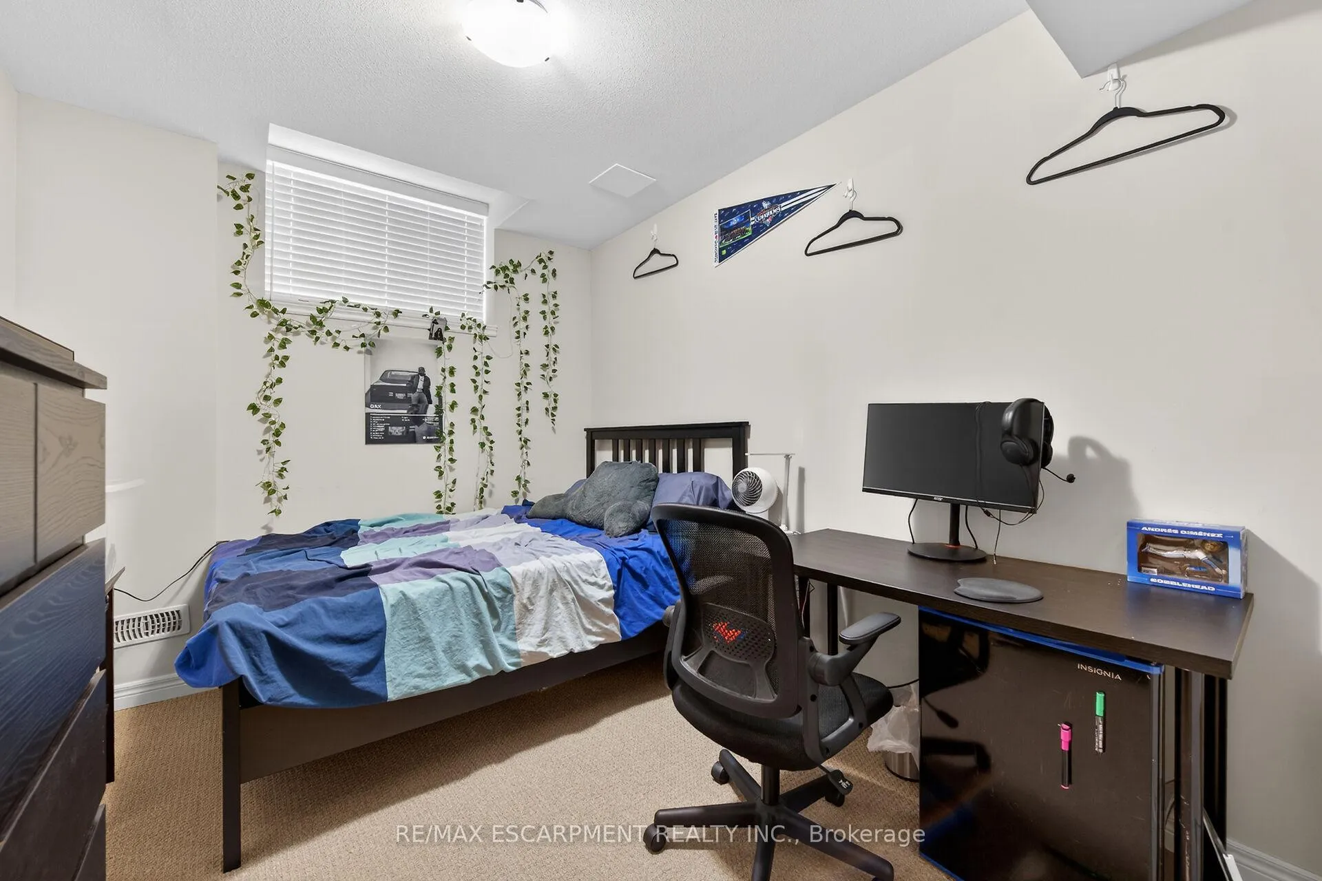 Photo 46 of 9 Winterberry Boulevard, Thorold, Confederation Heights — HOMEH