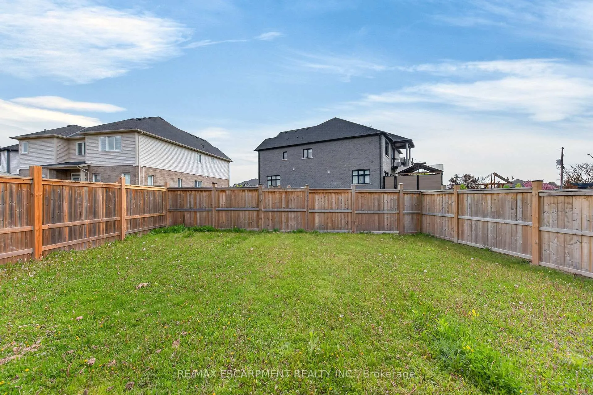 Photo 49 of 9 Winterberry Boulevard, Thorold, Confederation Heights — HOMEH