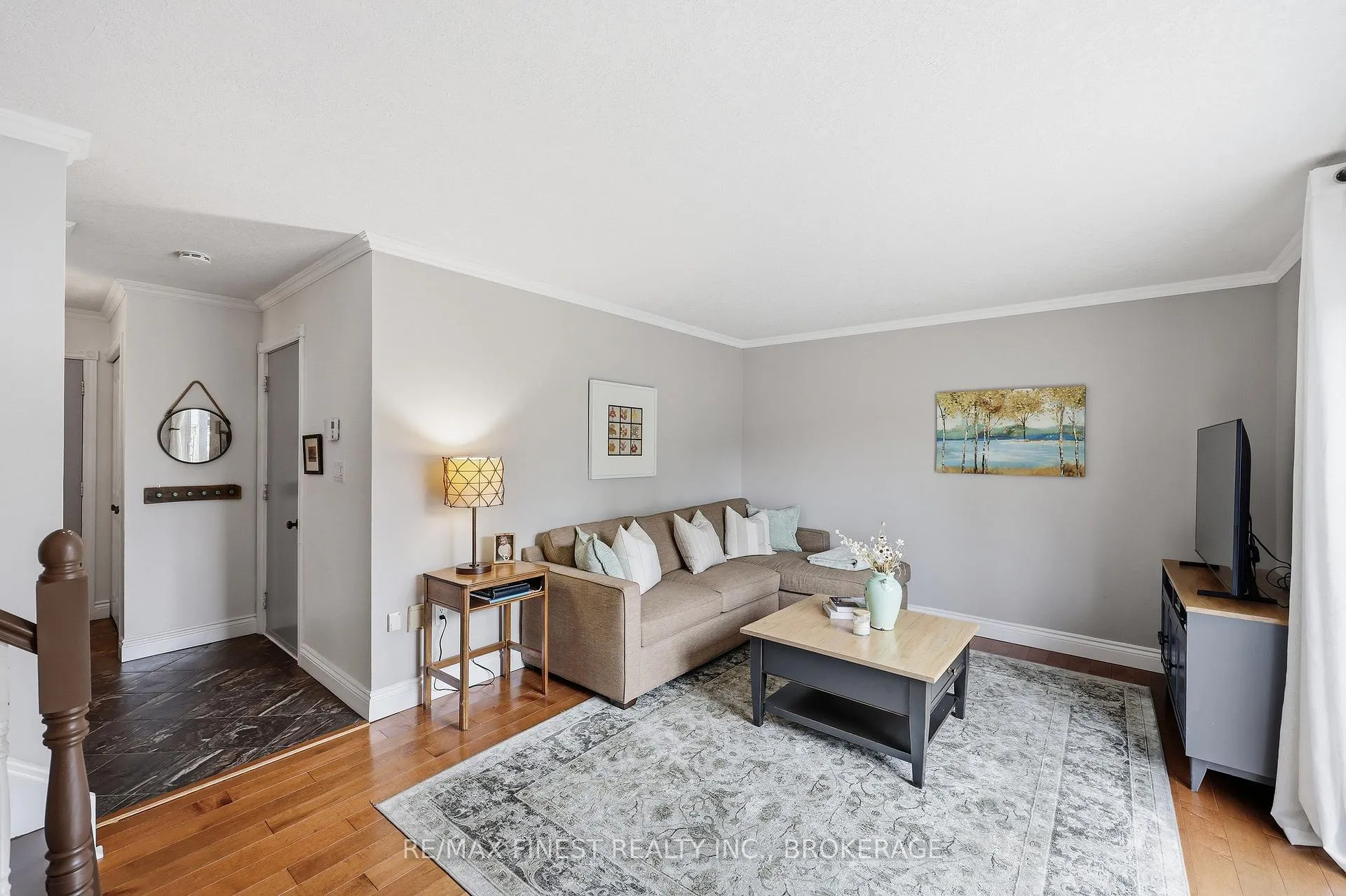 Photo 16 of 78 Nicholson Crescent, Loyalist, Amherstview — HOMEH