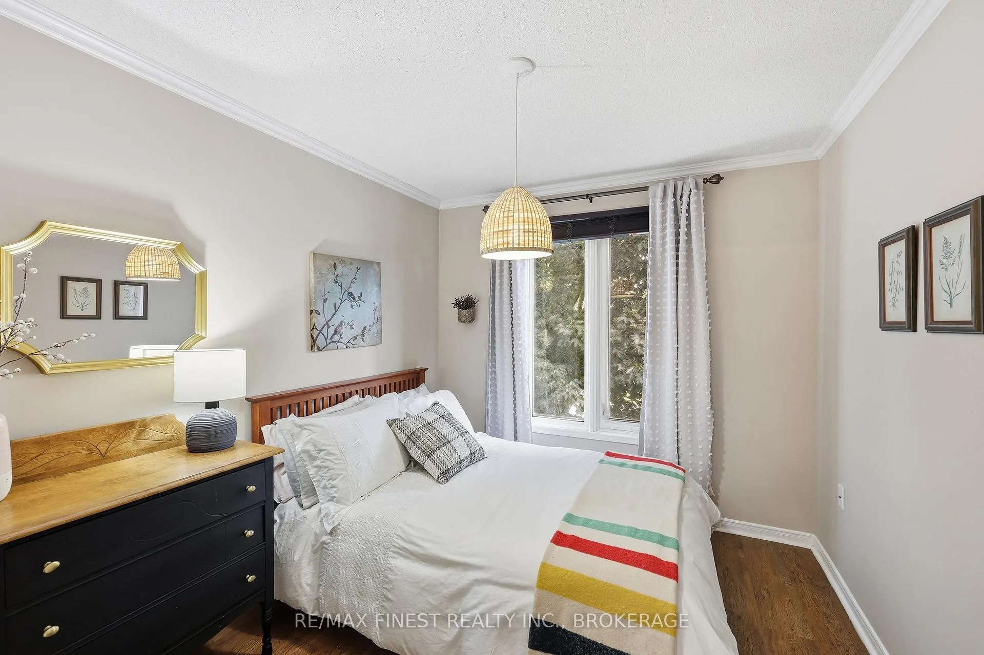 Photo 25 of 78 Nicholson Crescent, Loyalist, Amherstview — HOMEH