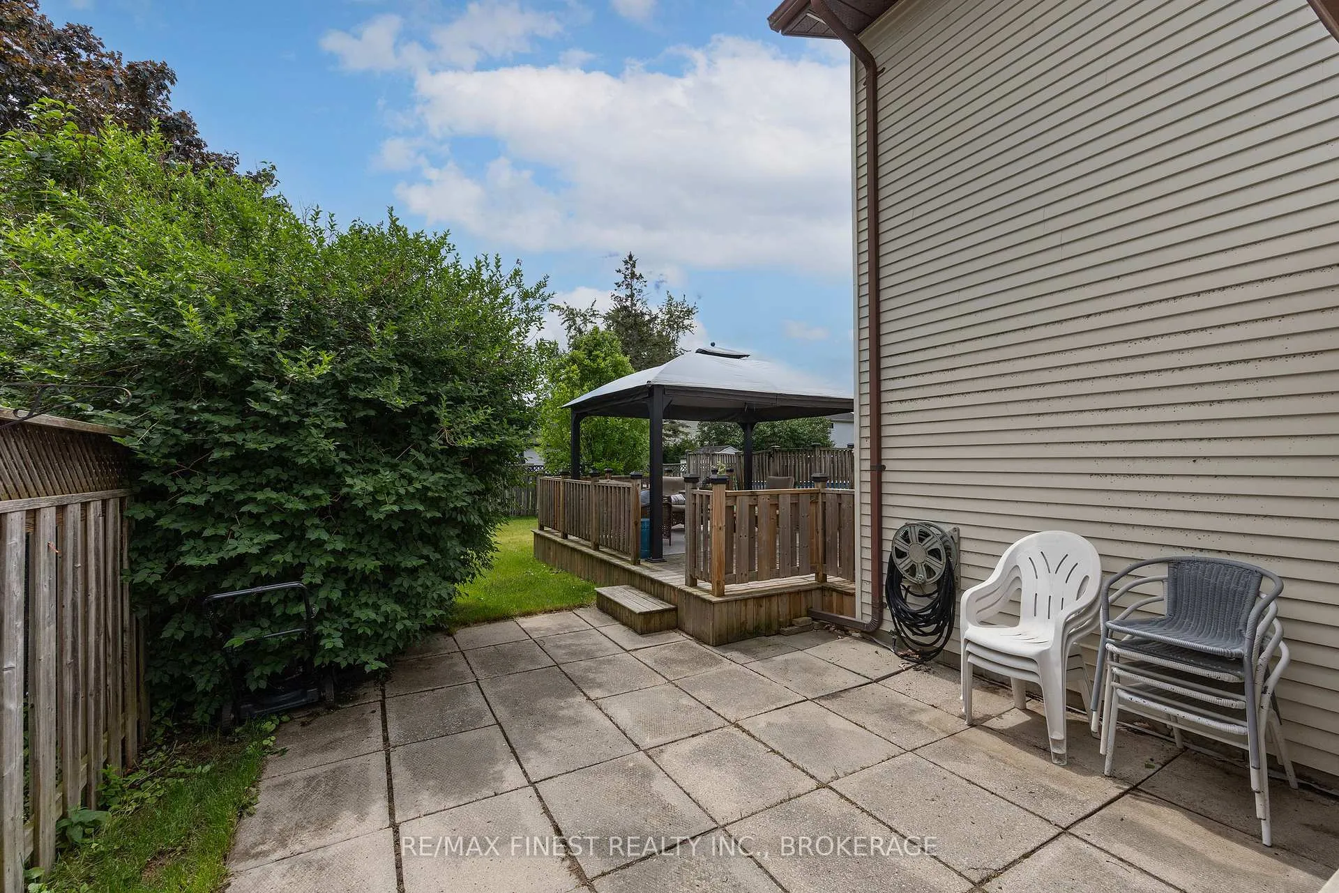 Photo 40 of 78 Nicholson Crescent, Loyalist, Amherstview — HOMEH