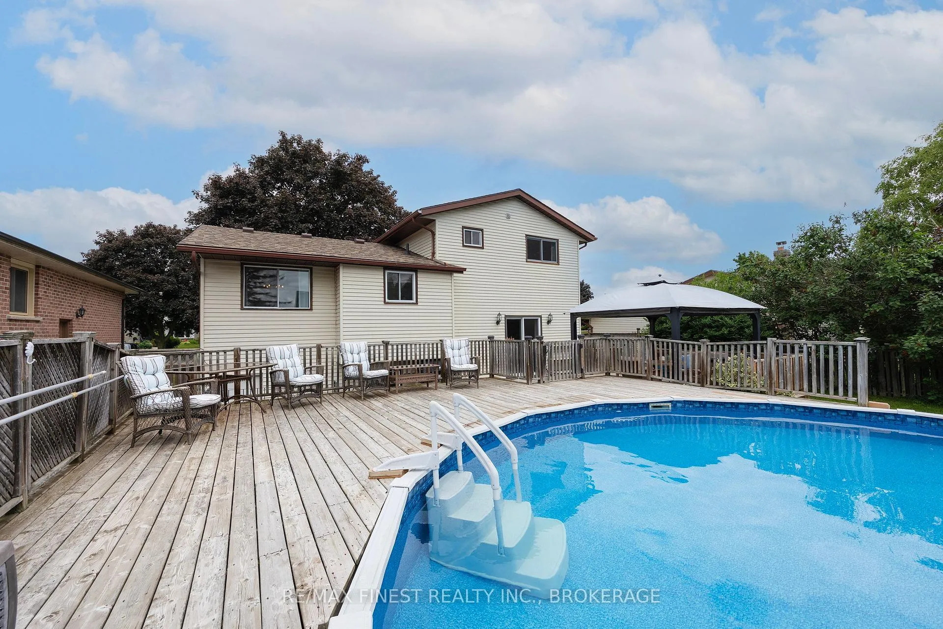 Photo 43 of 78 Nicholson Crescent, Loyalist, Amherstview — HOMEH