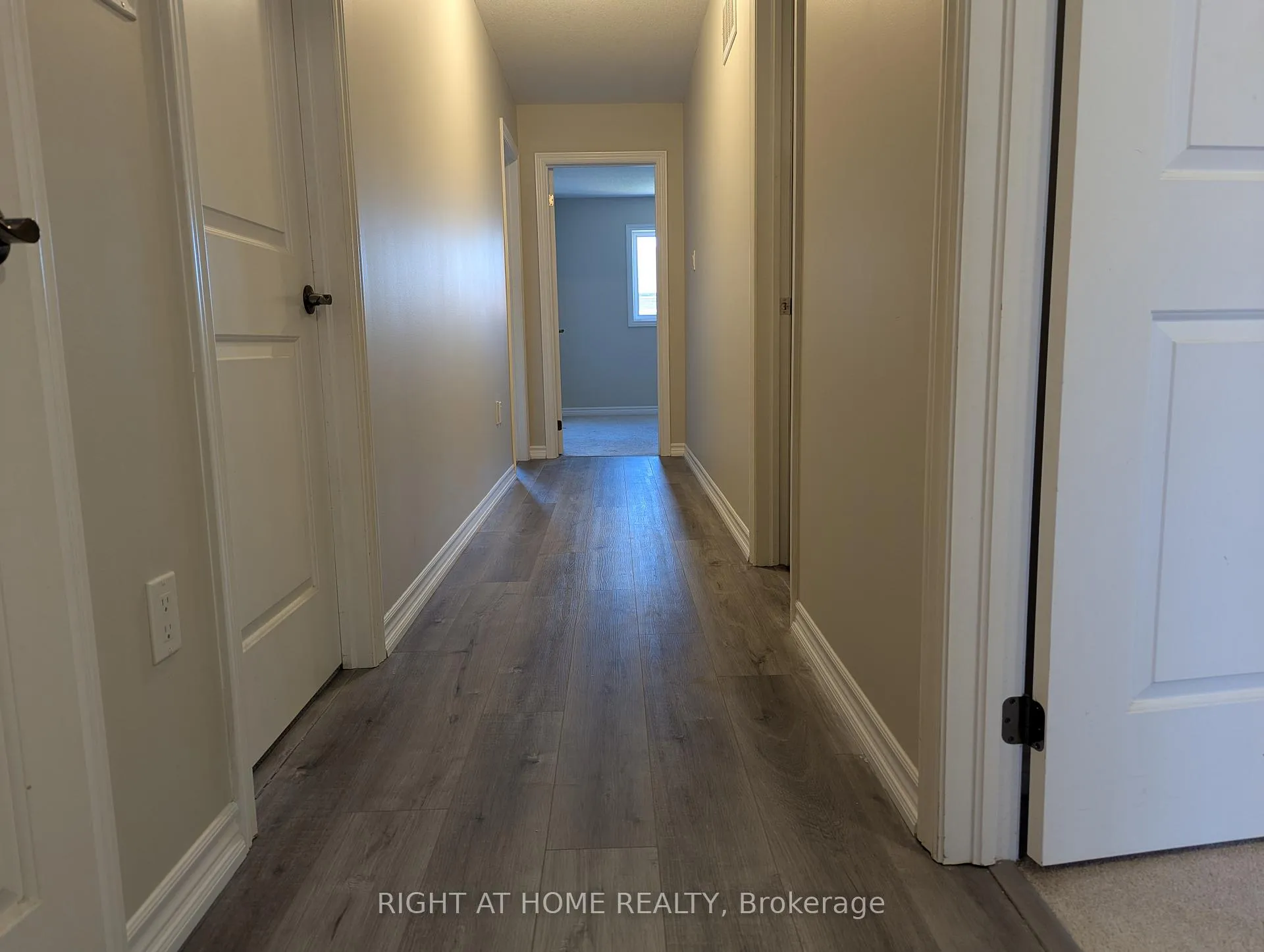 Photo 9 of 52 Holt Drive, New Tecumseth, Alliston — HOMEH