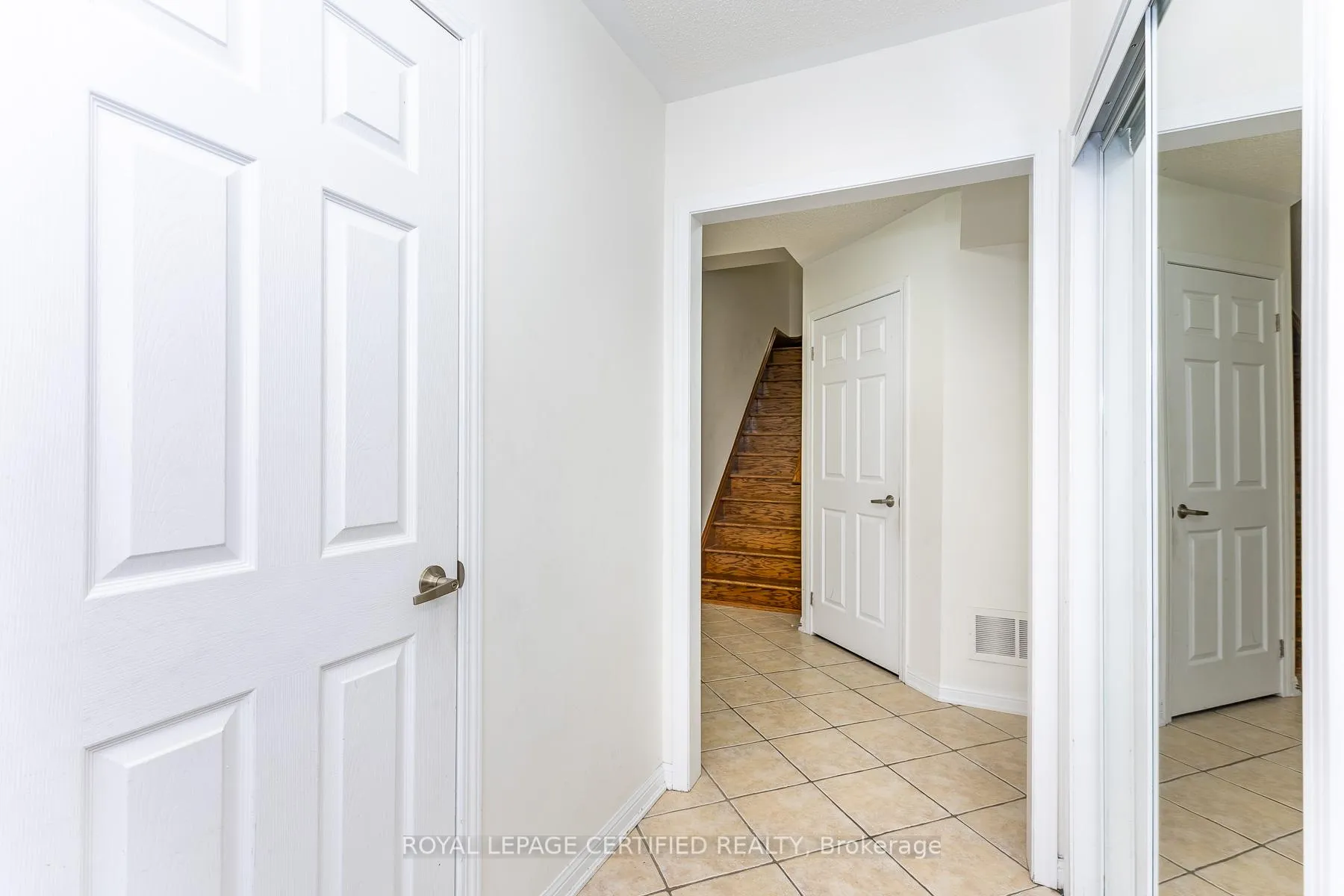 Photo 5 of 561 Speyer Circle, Milton, Harrison — HOMEH