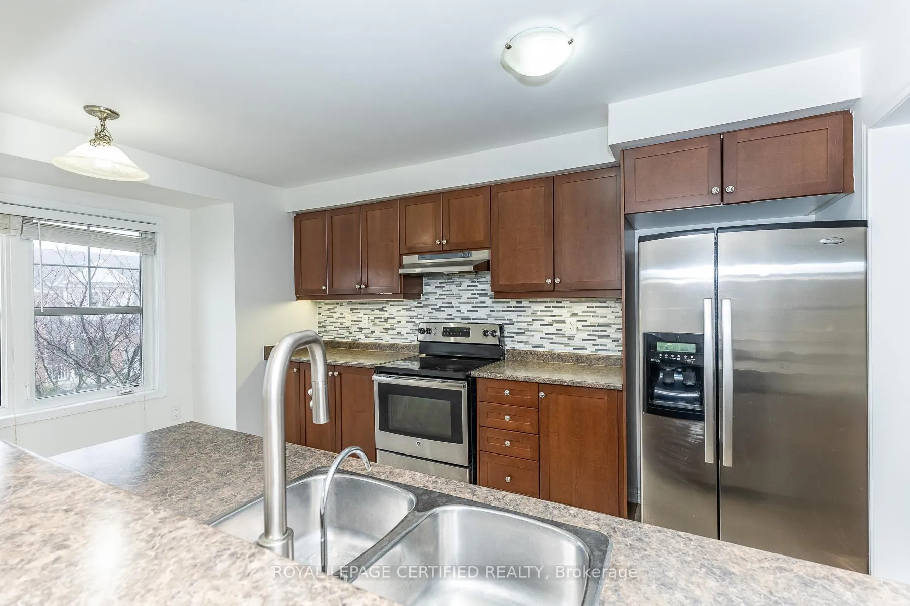 Photo 15 of 561 Speyer Circle, Milton, Harrison — HOMEH
