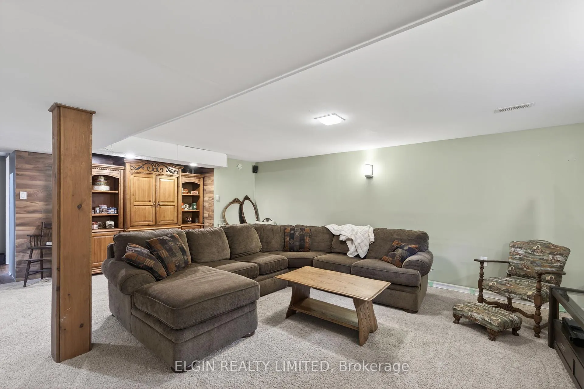 Photo 32 of 30 Erinlea Drive, St. Thomas — HOMEH