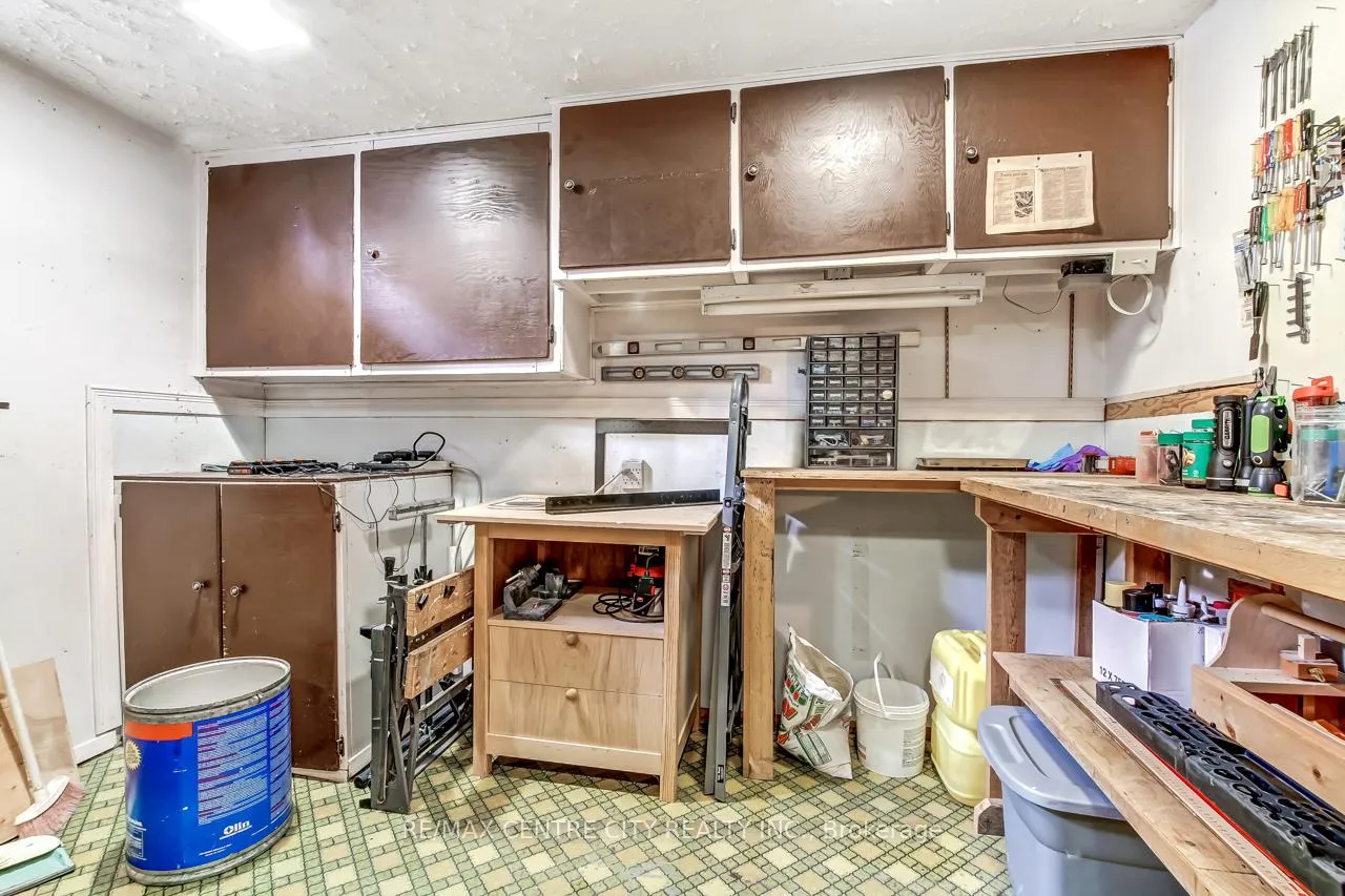 Photo 20 of 20 Hines Crescent, London, South Q — HOMEH
