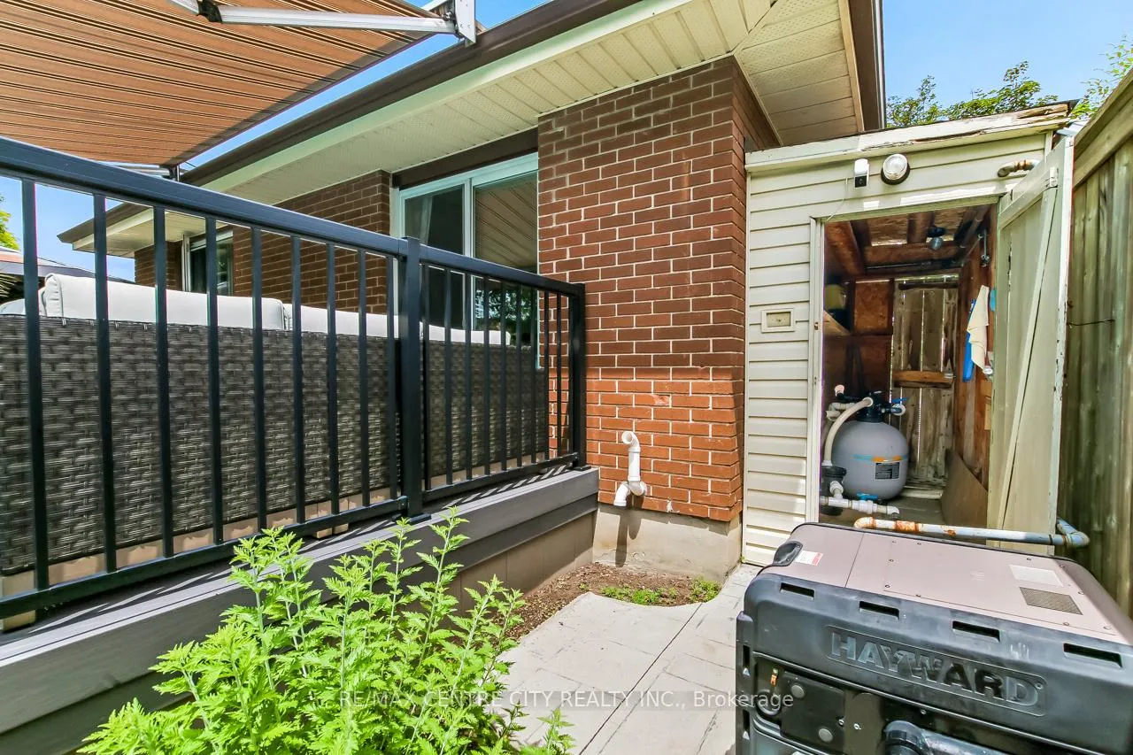 Photo 25 of 20 Hines Crescent, London, South Q — HOMEH