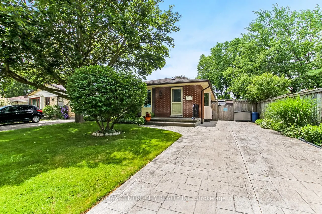 Photo 33 of 20 Hines Crescent, London, South Q — HOMEH