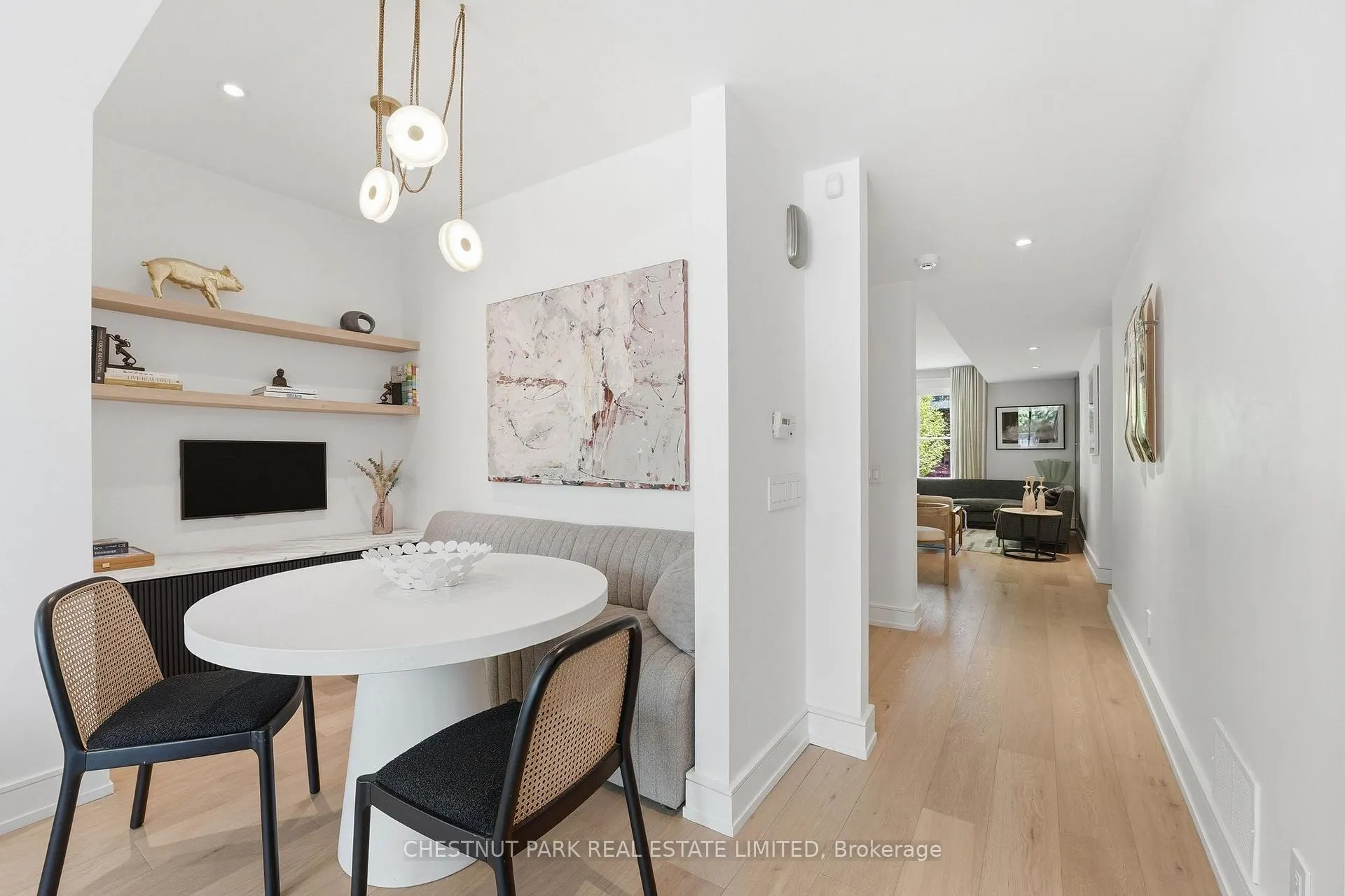 Photo 6 of 154 Cottingham Street, Toronto, Yonge-St. Clair — HOMEH