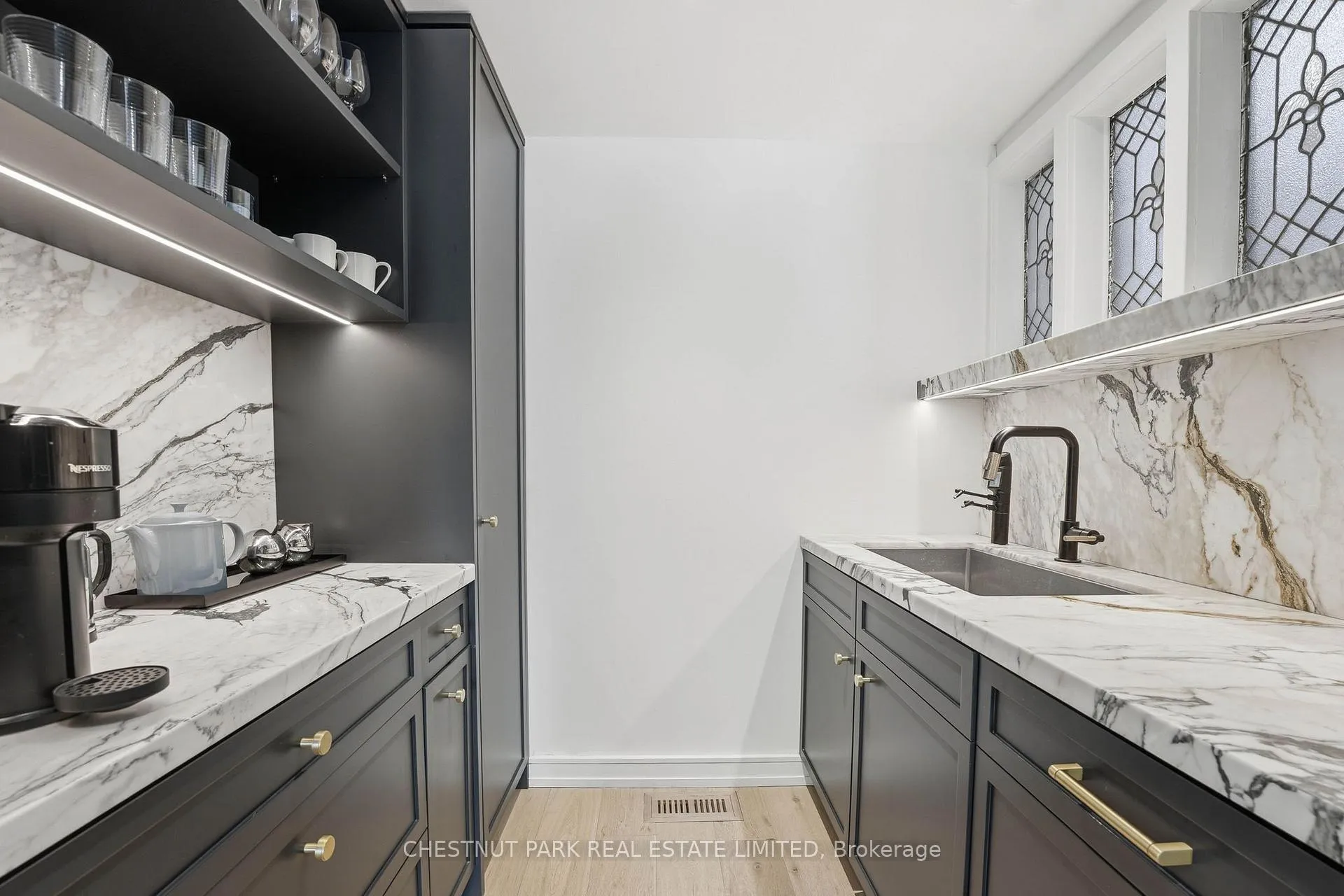Photo 8 of 154 Cottingham Street, Toronto, Yonge-St. Clair — HOMEH