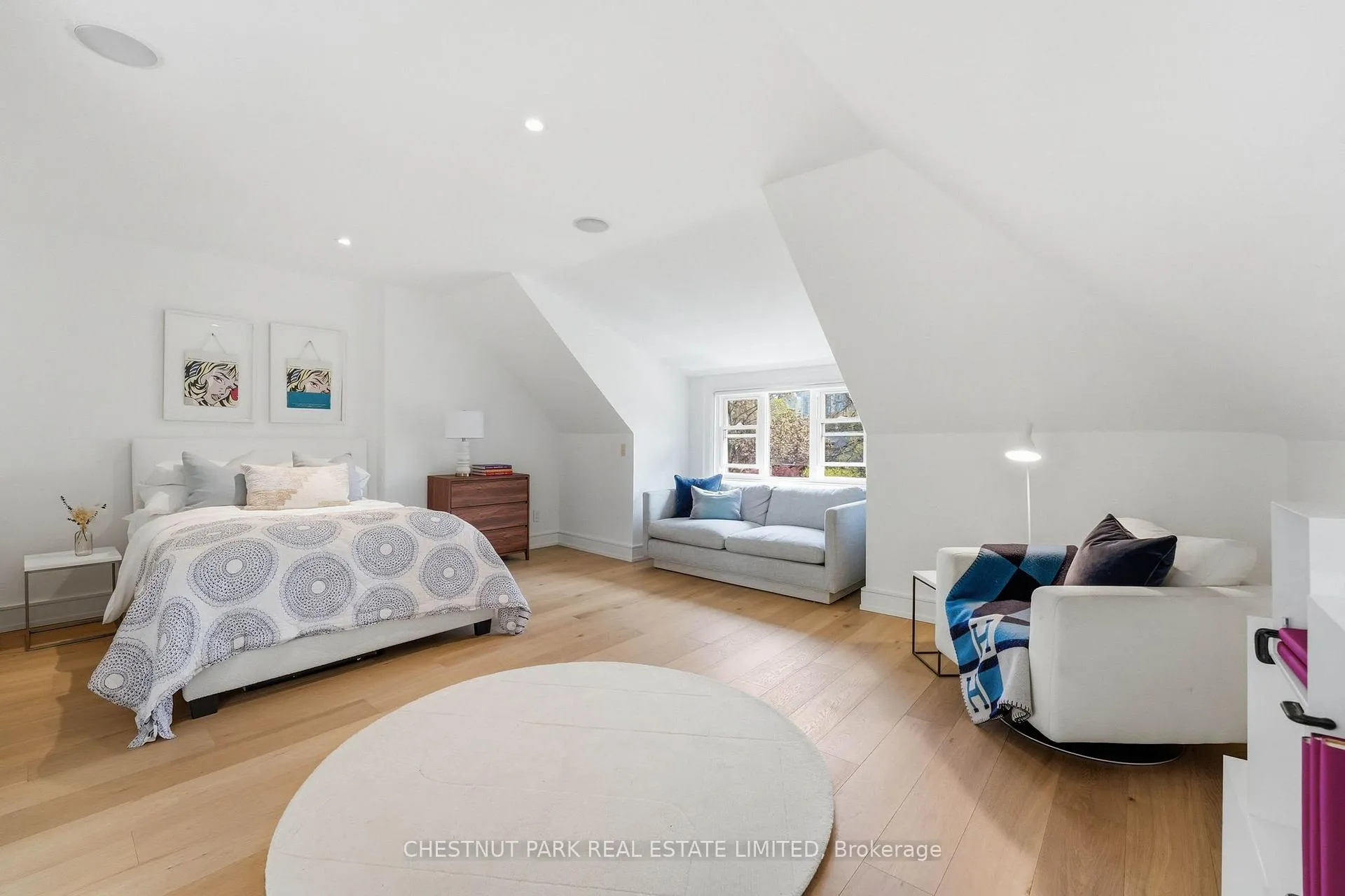 Photo 19 of 154 Cottingham Street, Toronto, Yonge-St. Clair — HOMEH