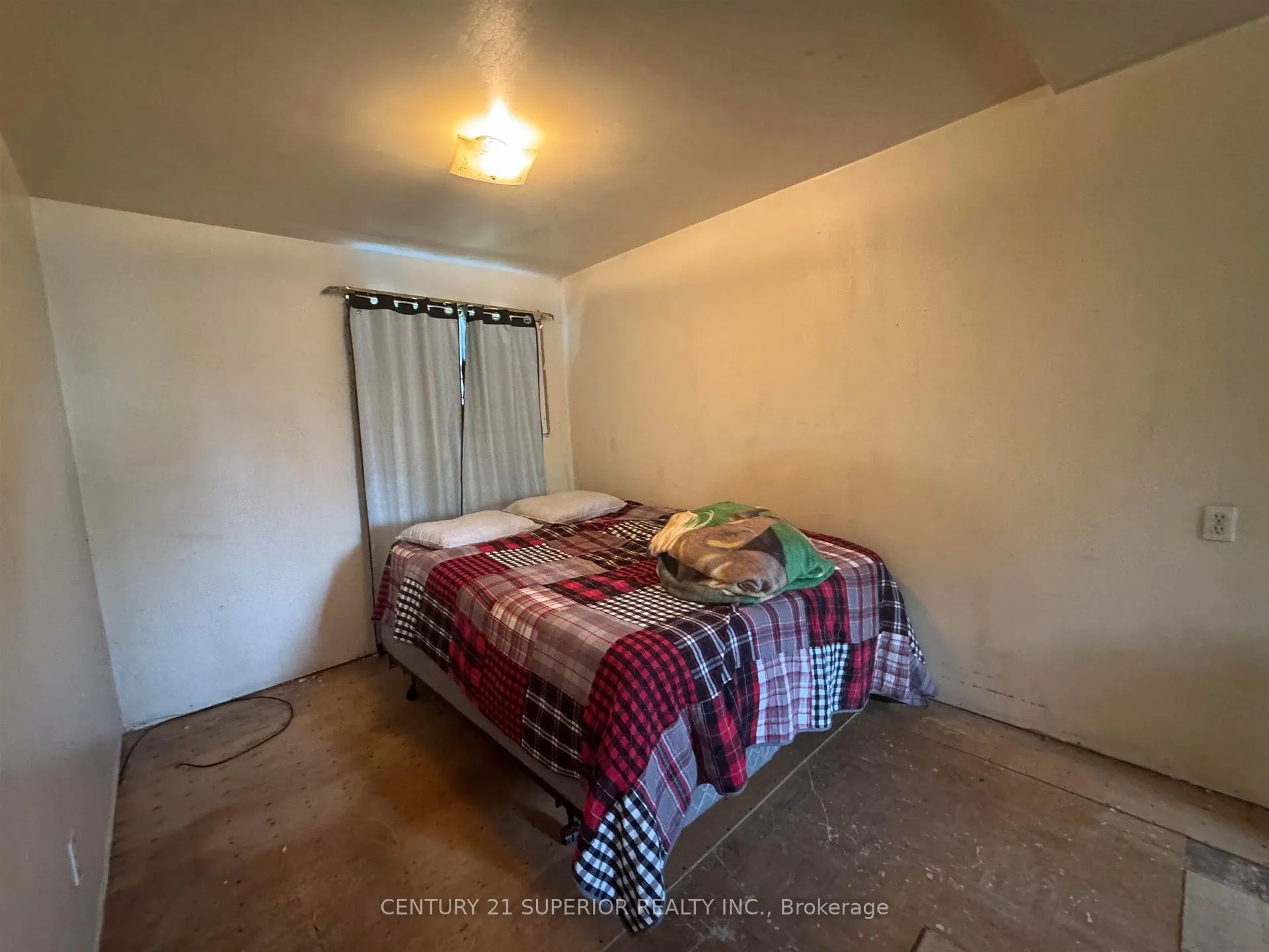 Photo 17 of 28 Warbler Drive, Manitouwadge — HOMEH