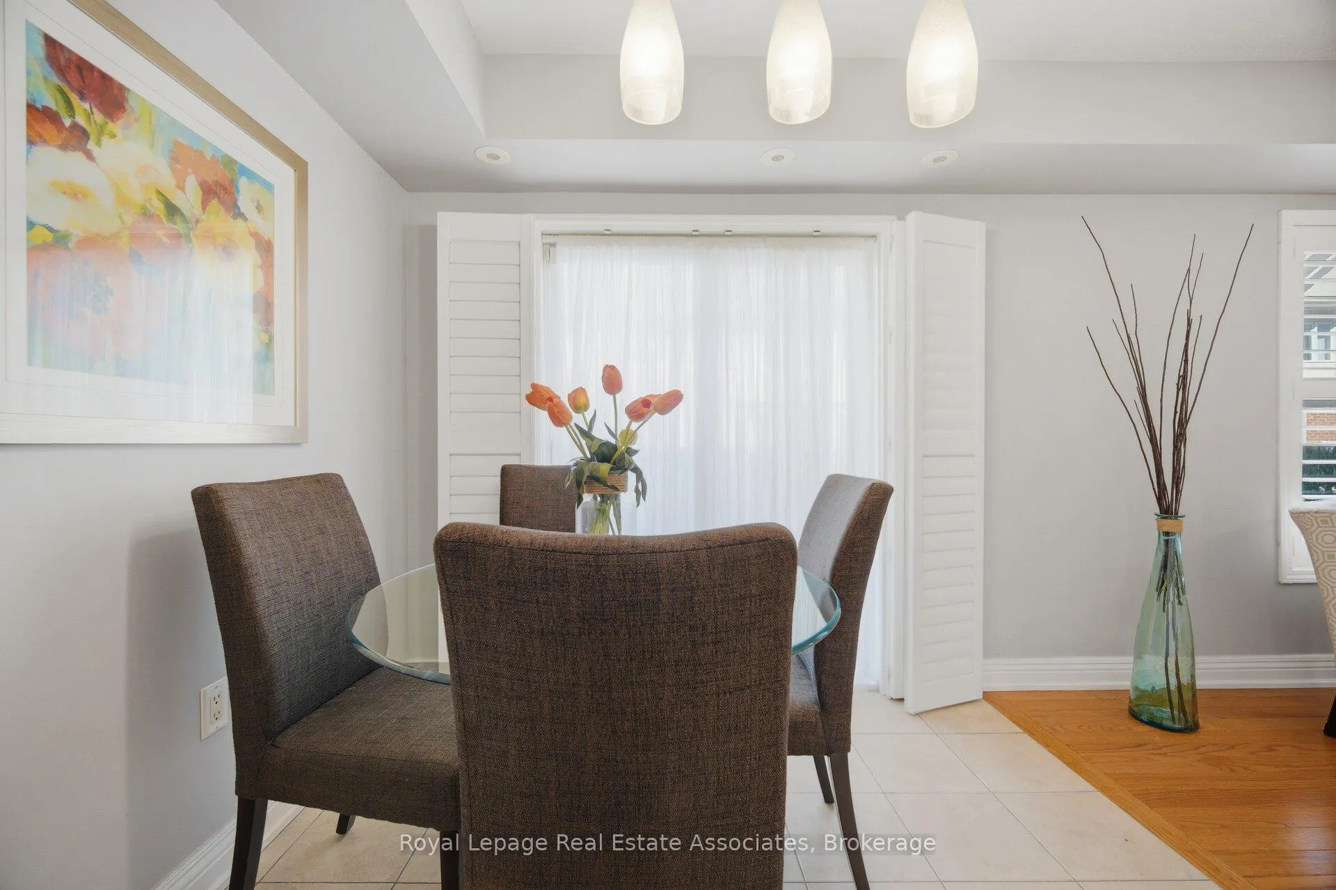 Photo 12 of 192 Louisbourg Way, Markham, Greensborough — HOMEH